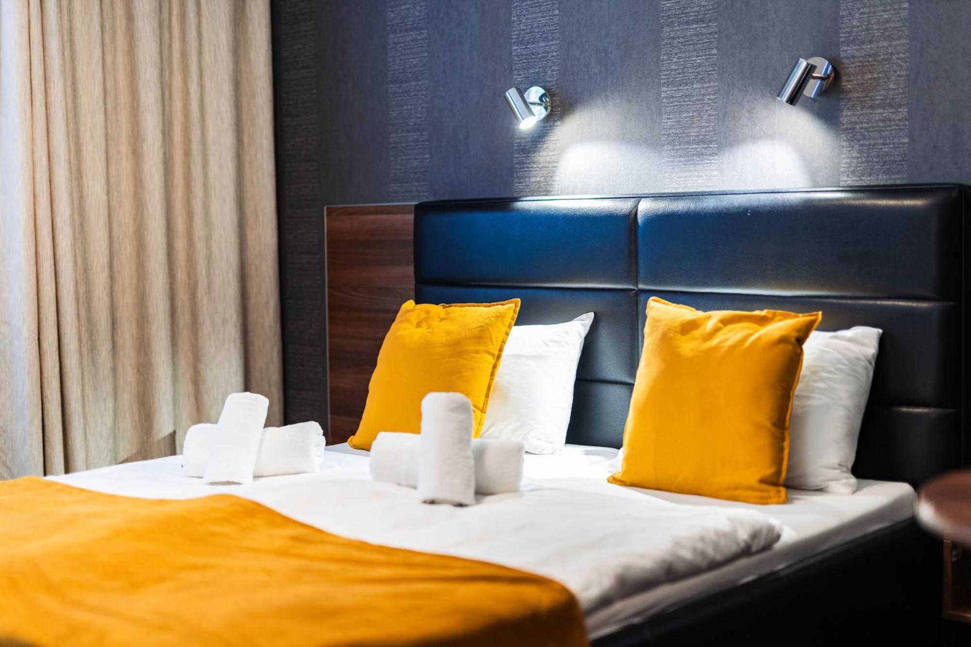 Double or Twin Room photo 2