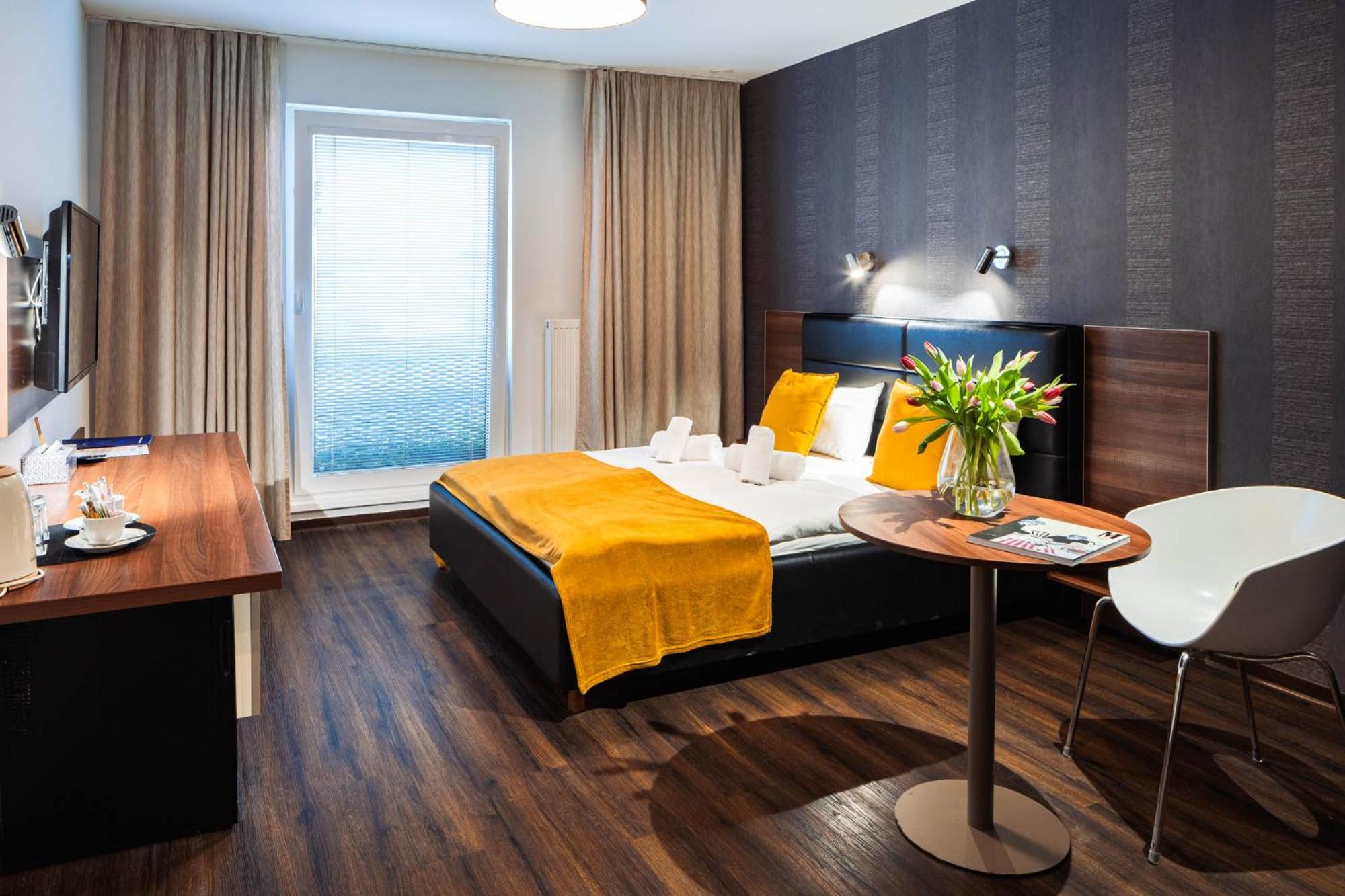 Double or Twin Room photo 3