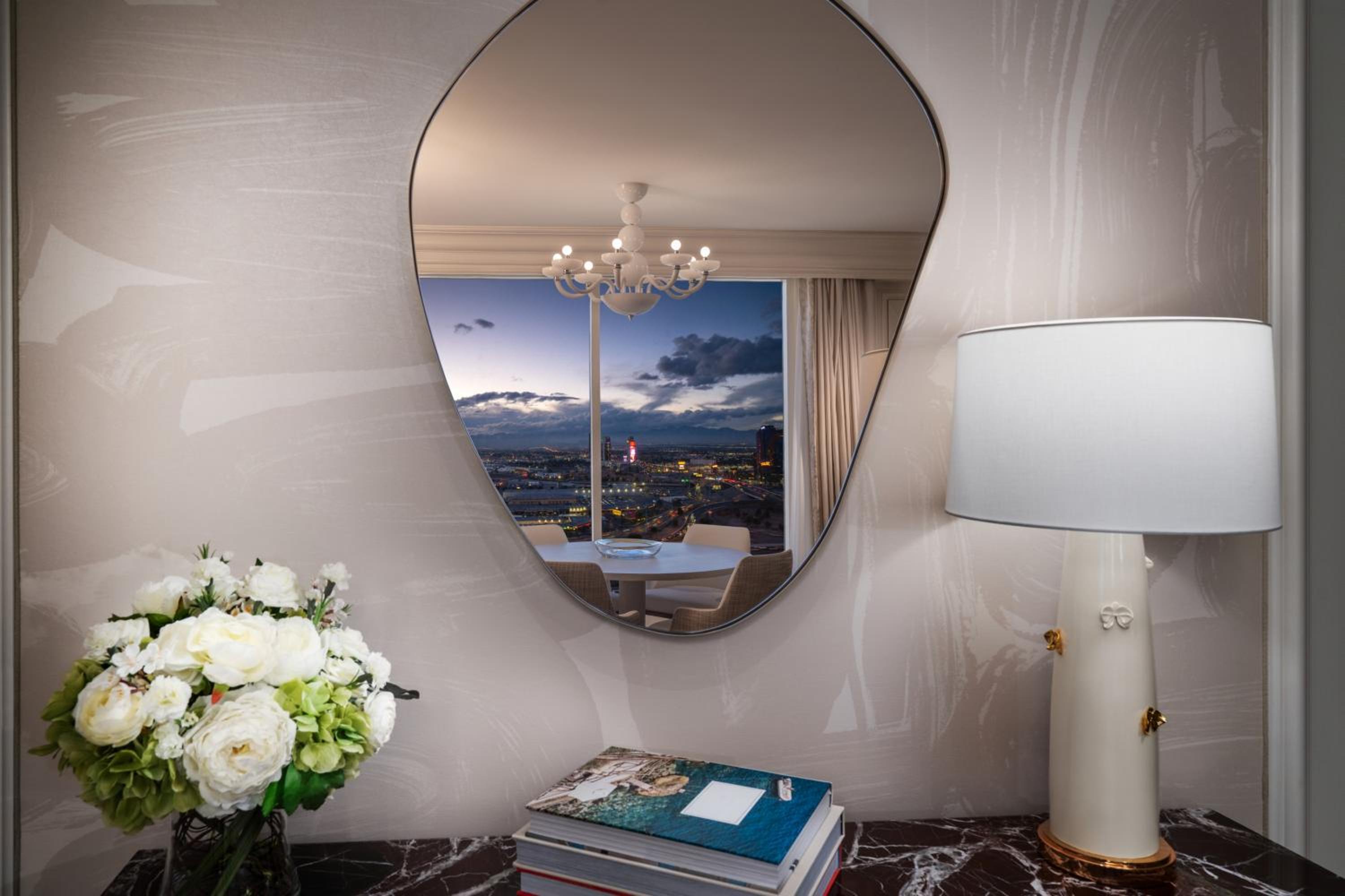 Penthouse Suite - Photo 6