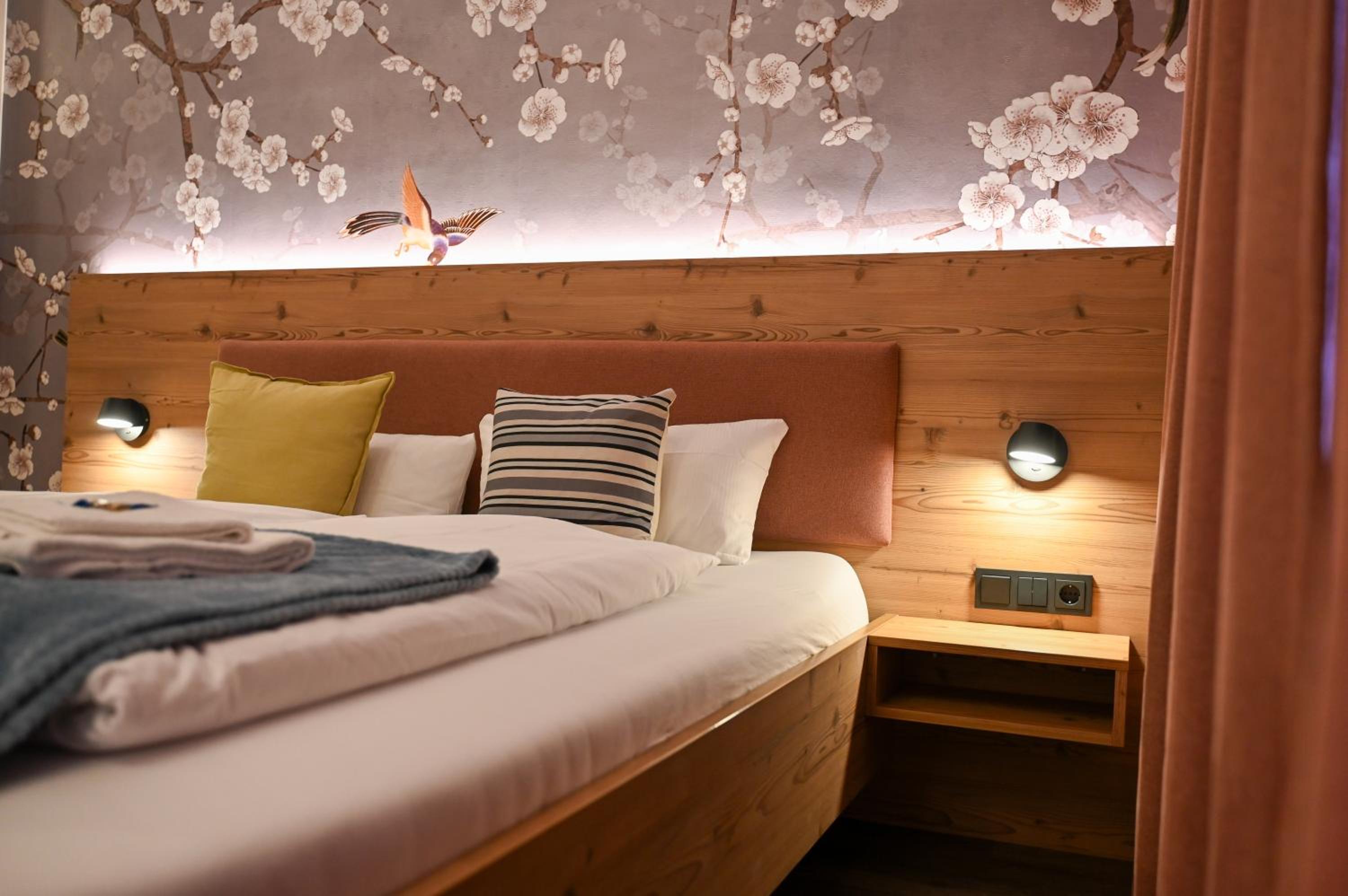 Deluxe Double Room - Photo 4