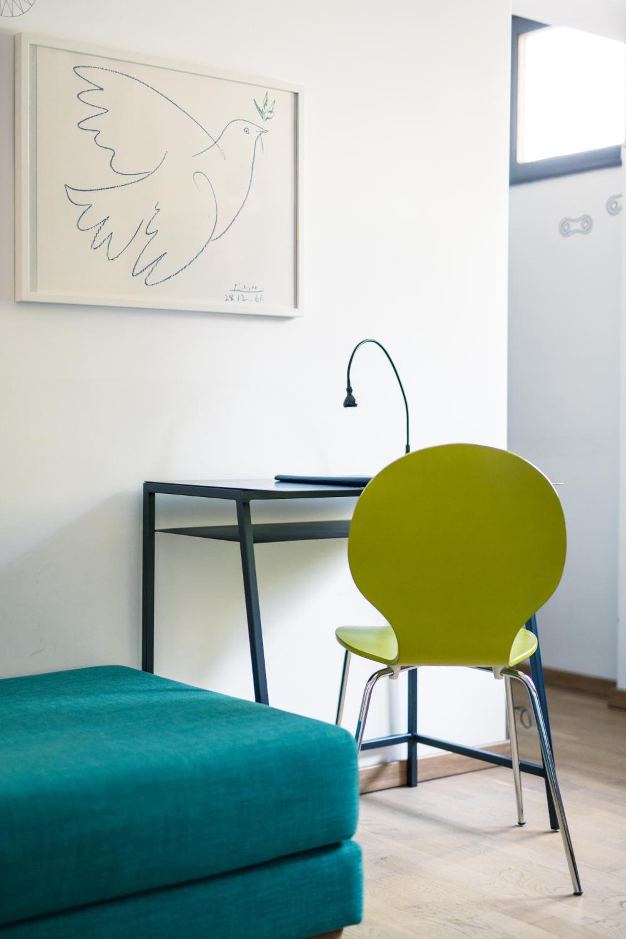 Comfort Family Room photo 3