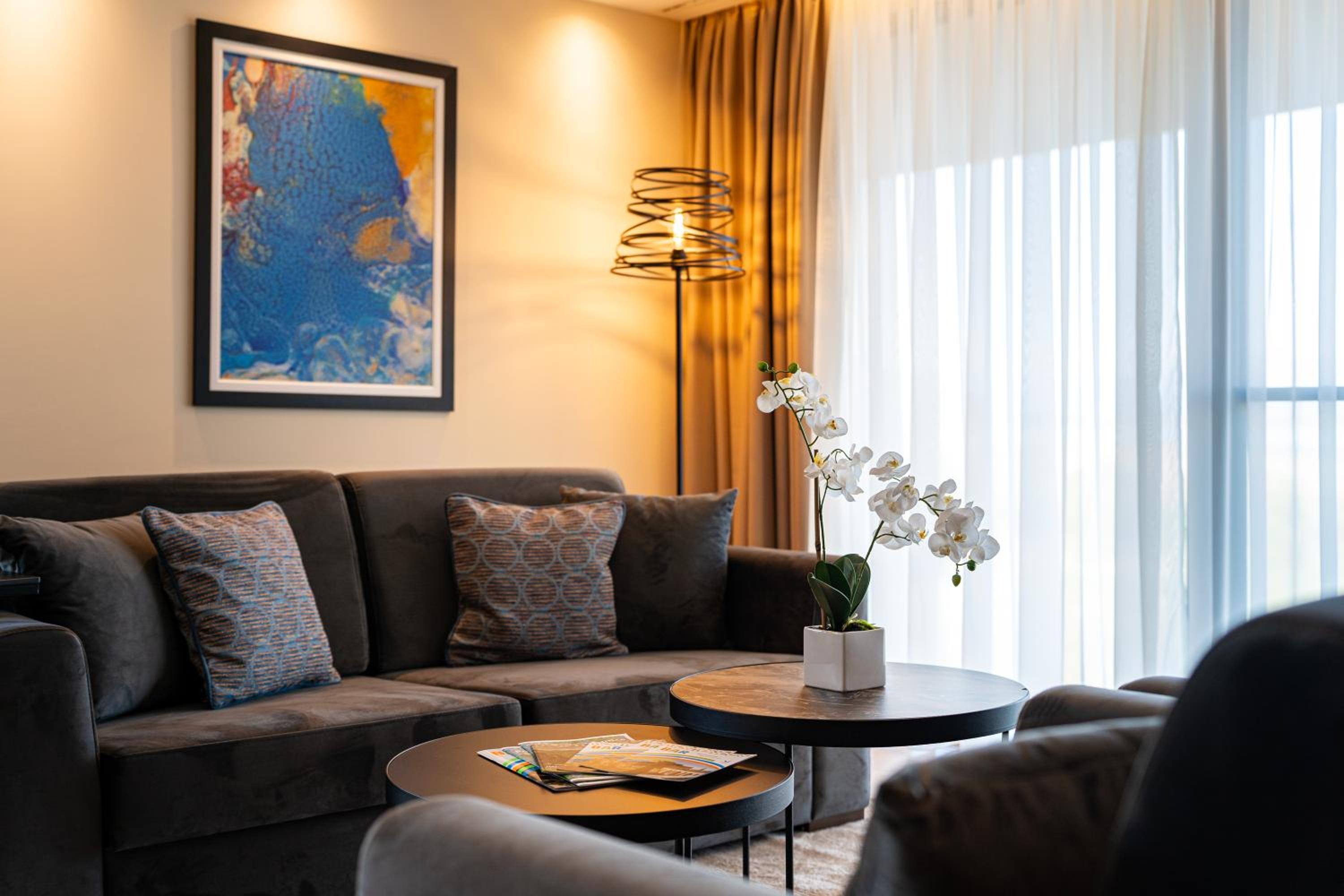 Apartment with View photo 3