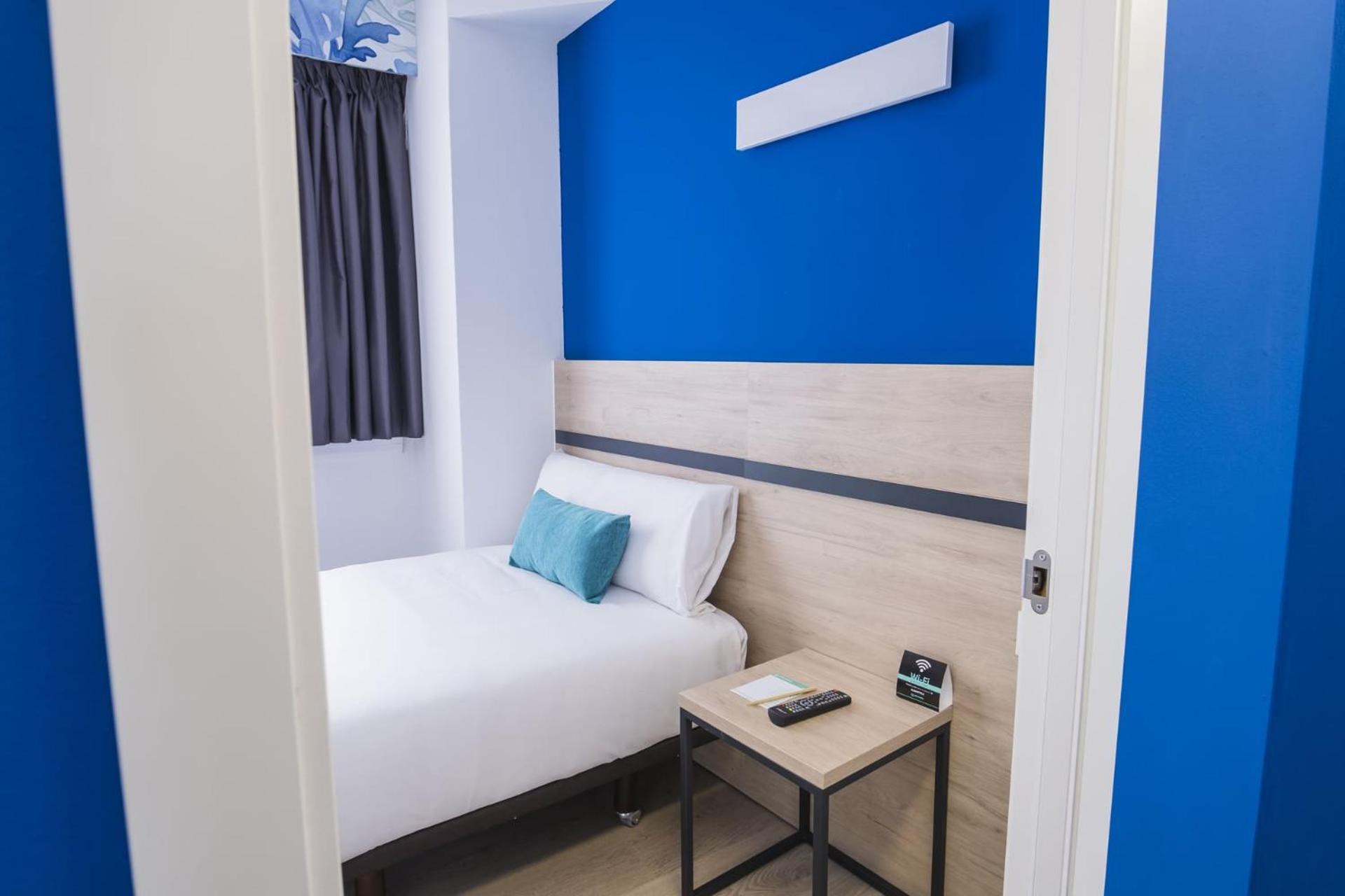 Single Room photo 2