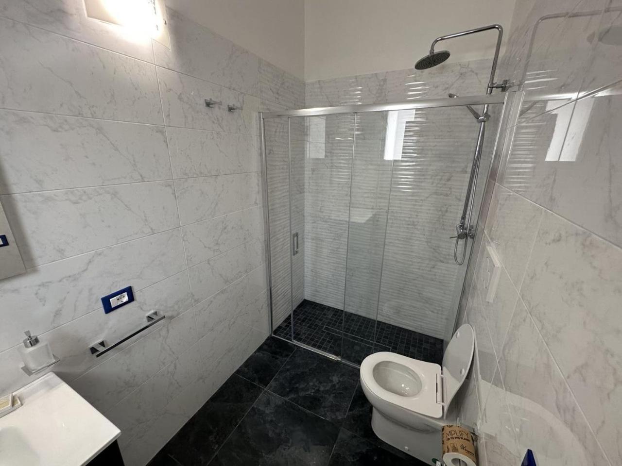 Studio Apartment photo 2