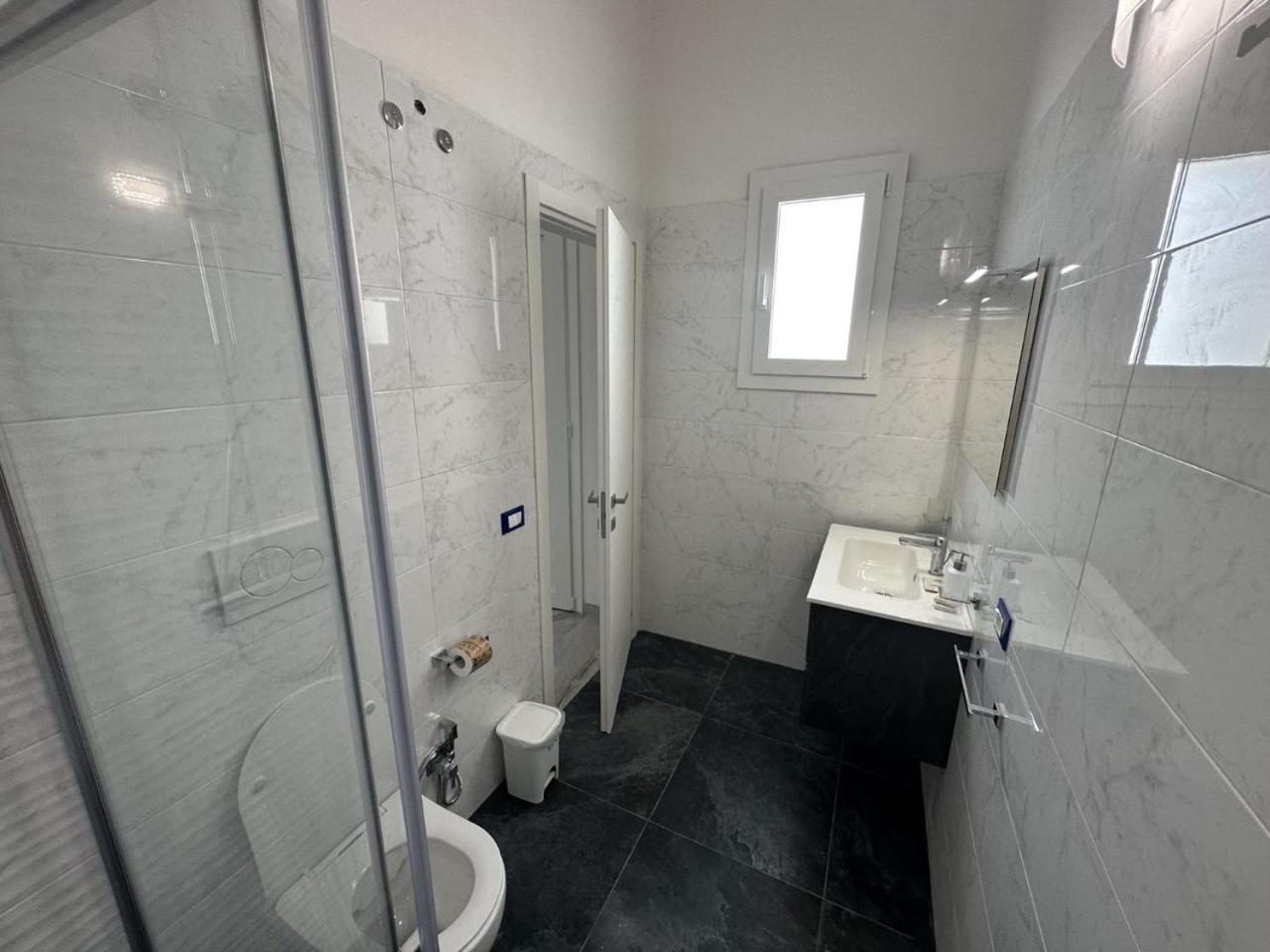 Studio Apartment photo 3