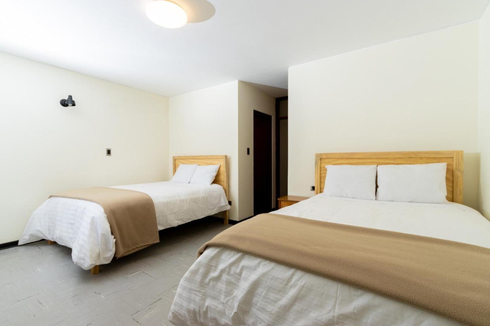 Deluxe Room (2 Adults + 1 Child)