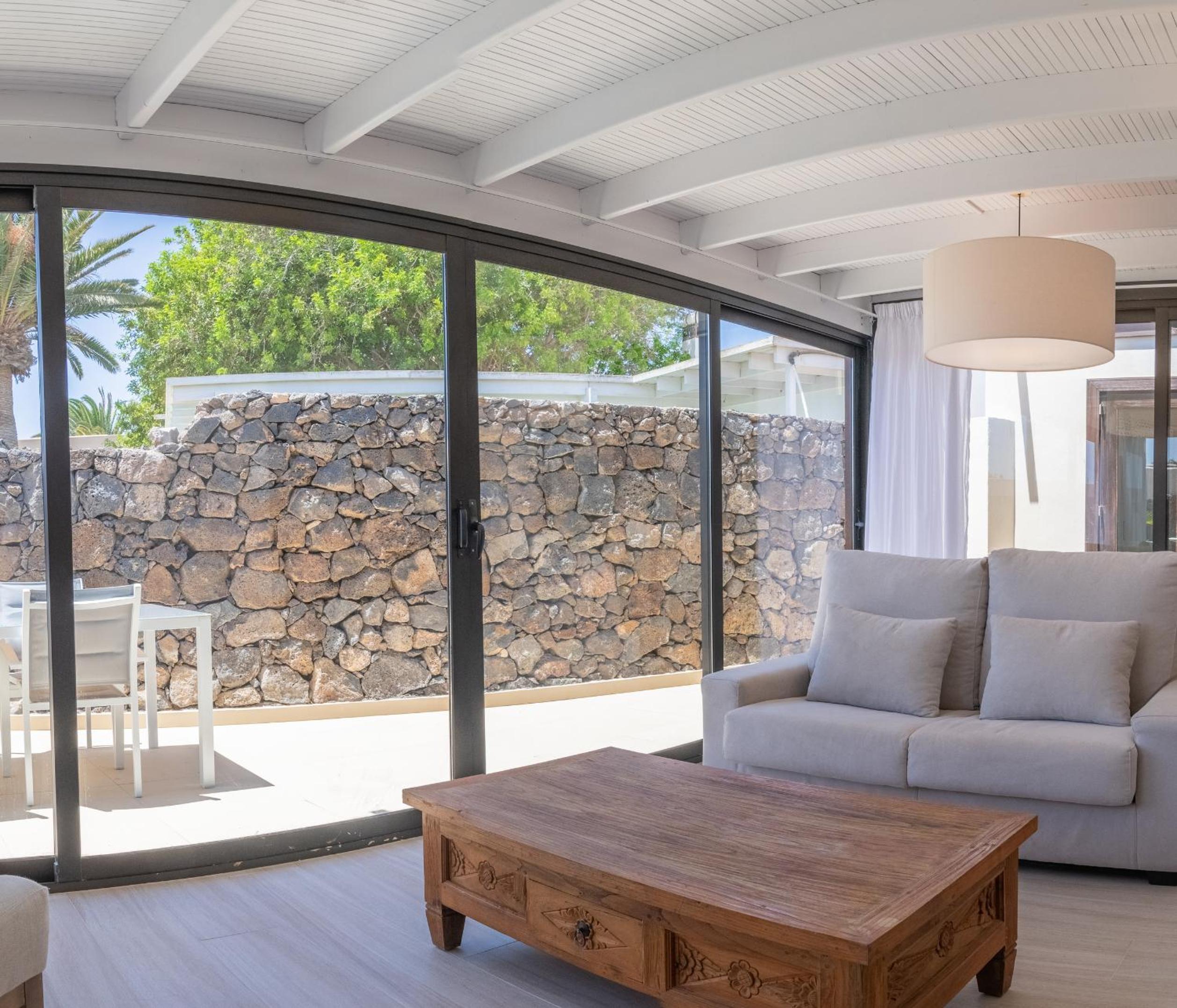 Two-Bedroom Cottage - Photo 9