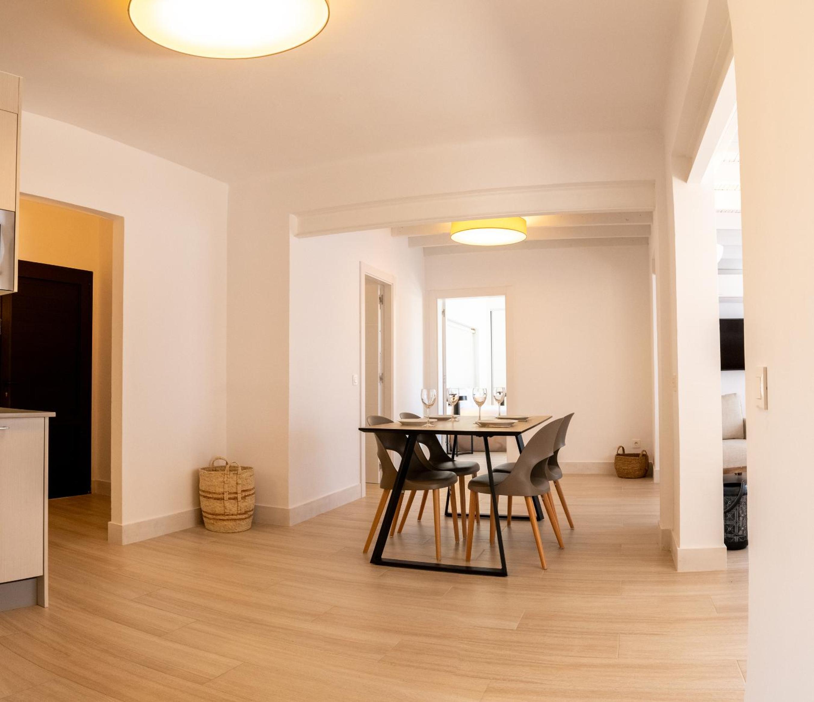 Two-Bedroom Cottage - Photo 11