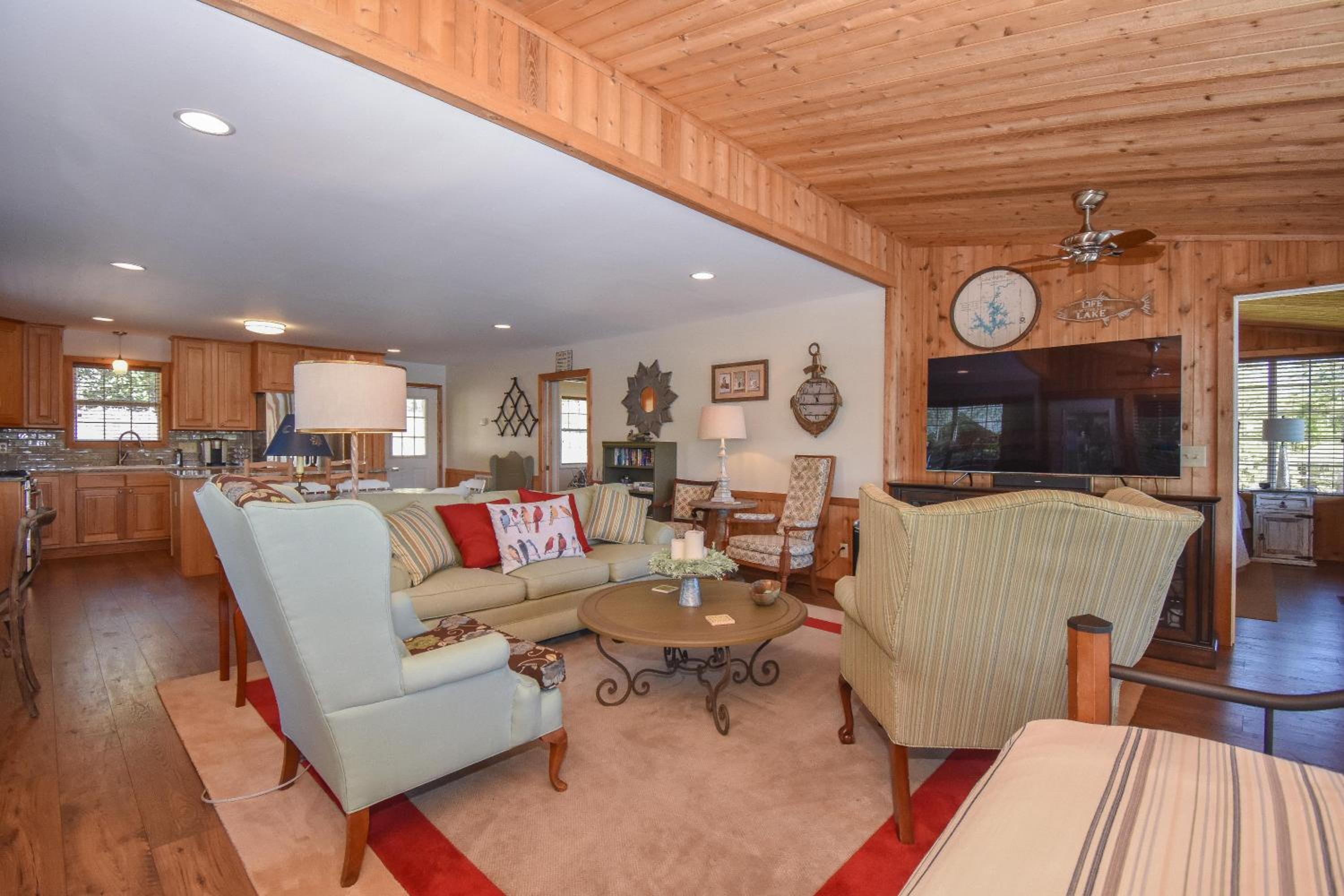 Two-Bedroom Holiday Home photo 2
