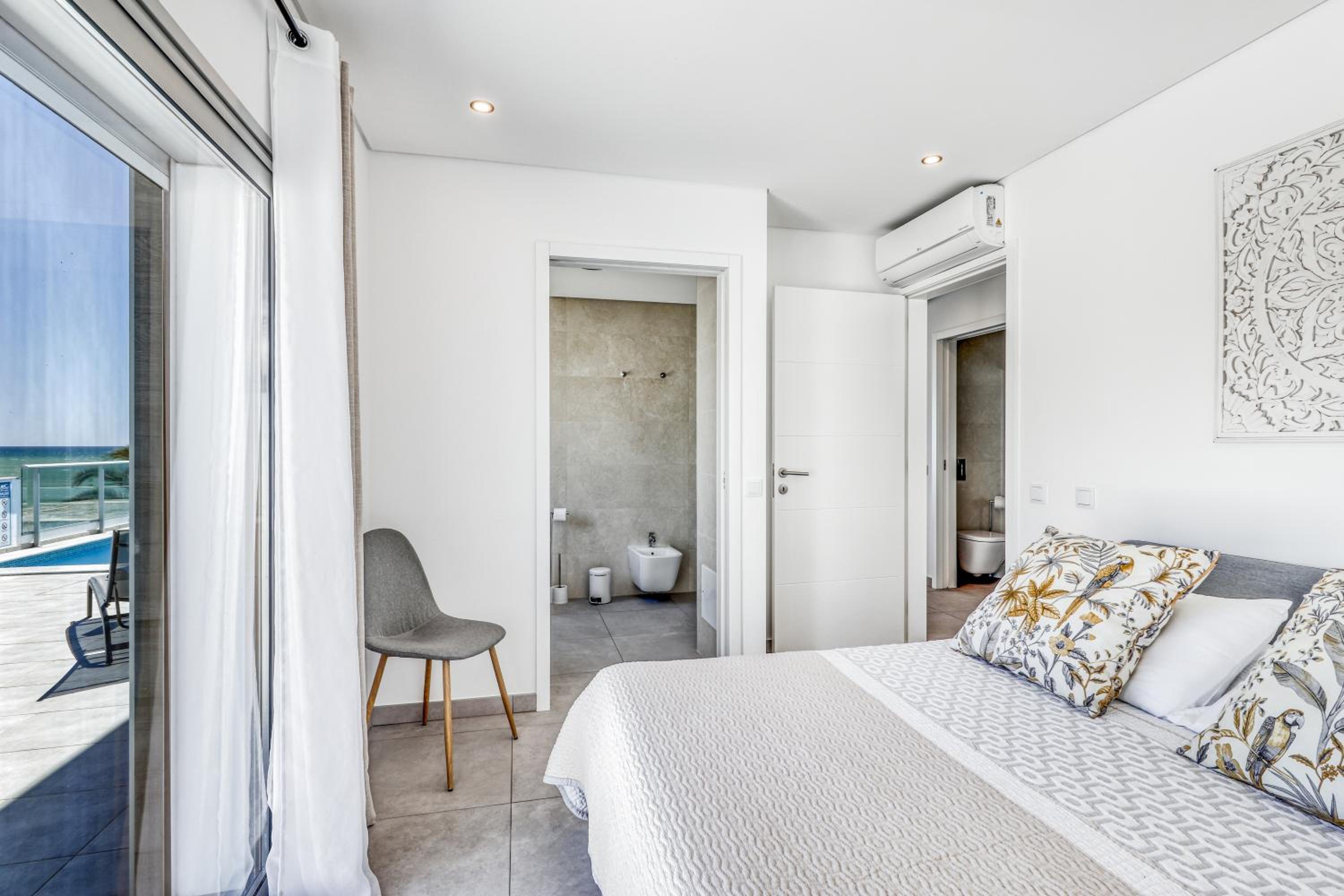 Apartment with Sea View photo 3