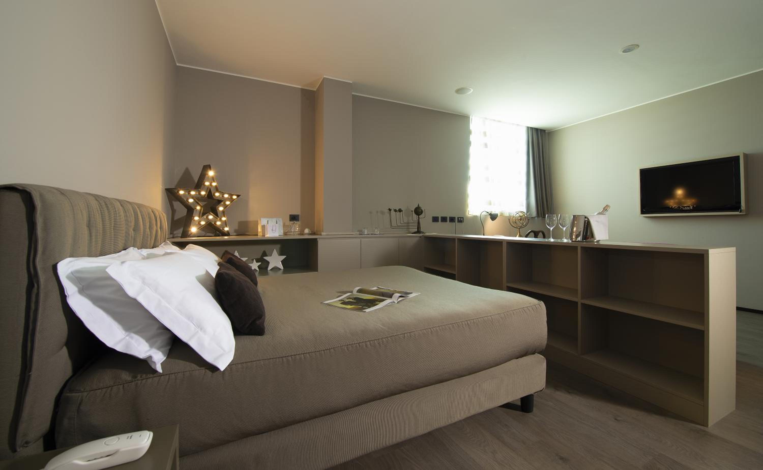 Junior Suite - Photo 1