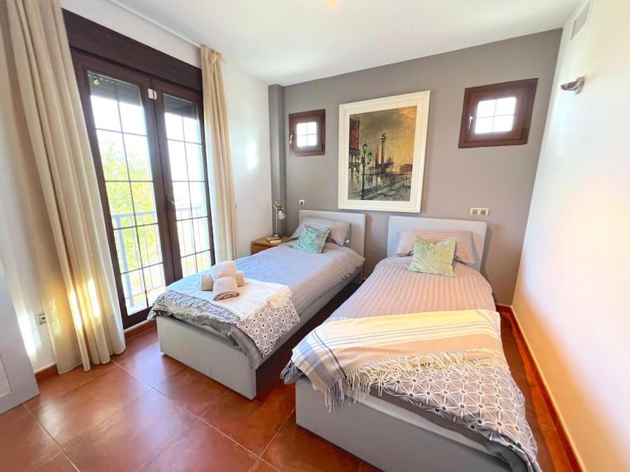 Three-Bedroom Villa photo 3
