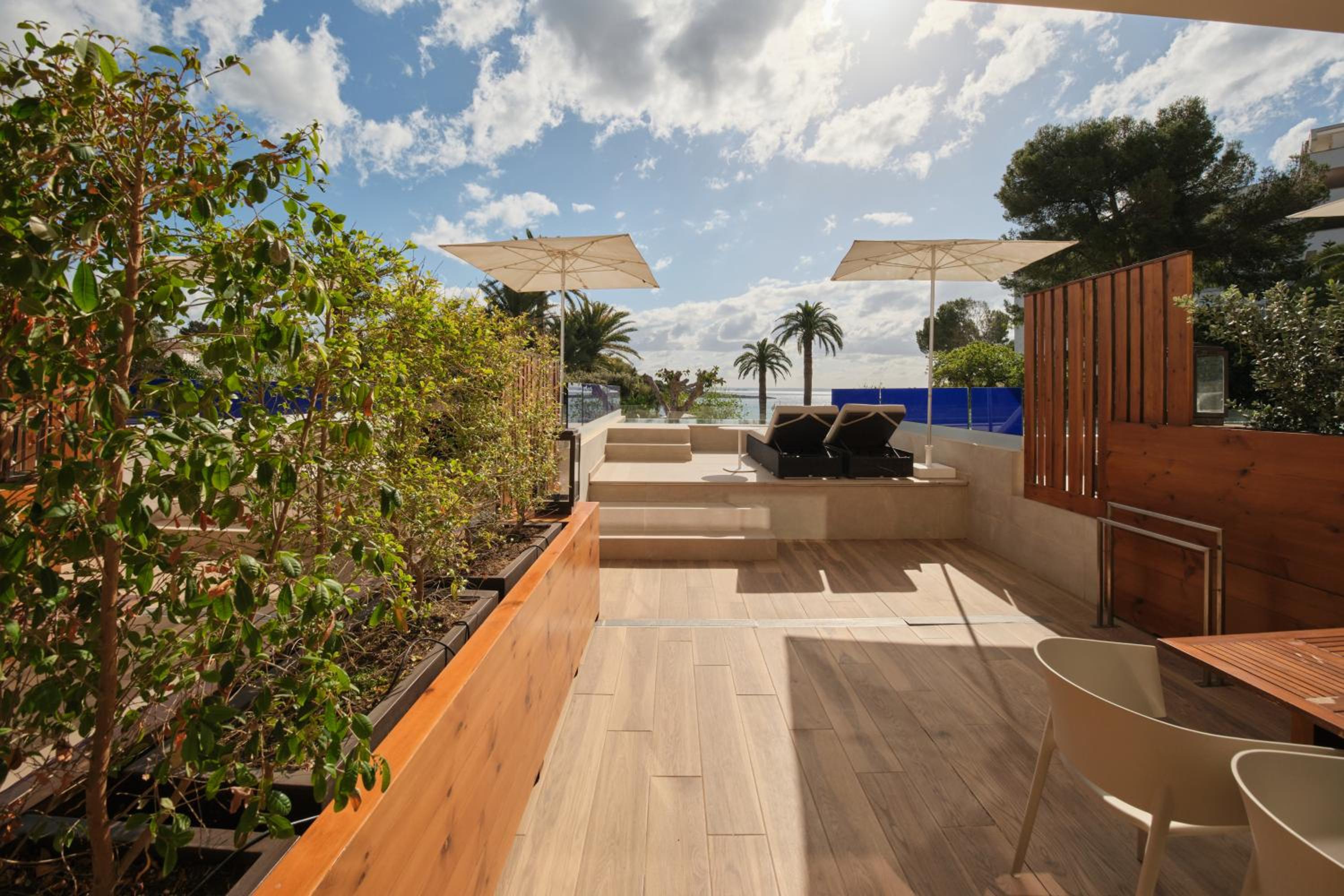 Premium Double Room with Sea View and Private Pool - Photo 12