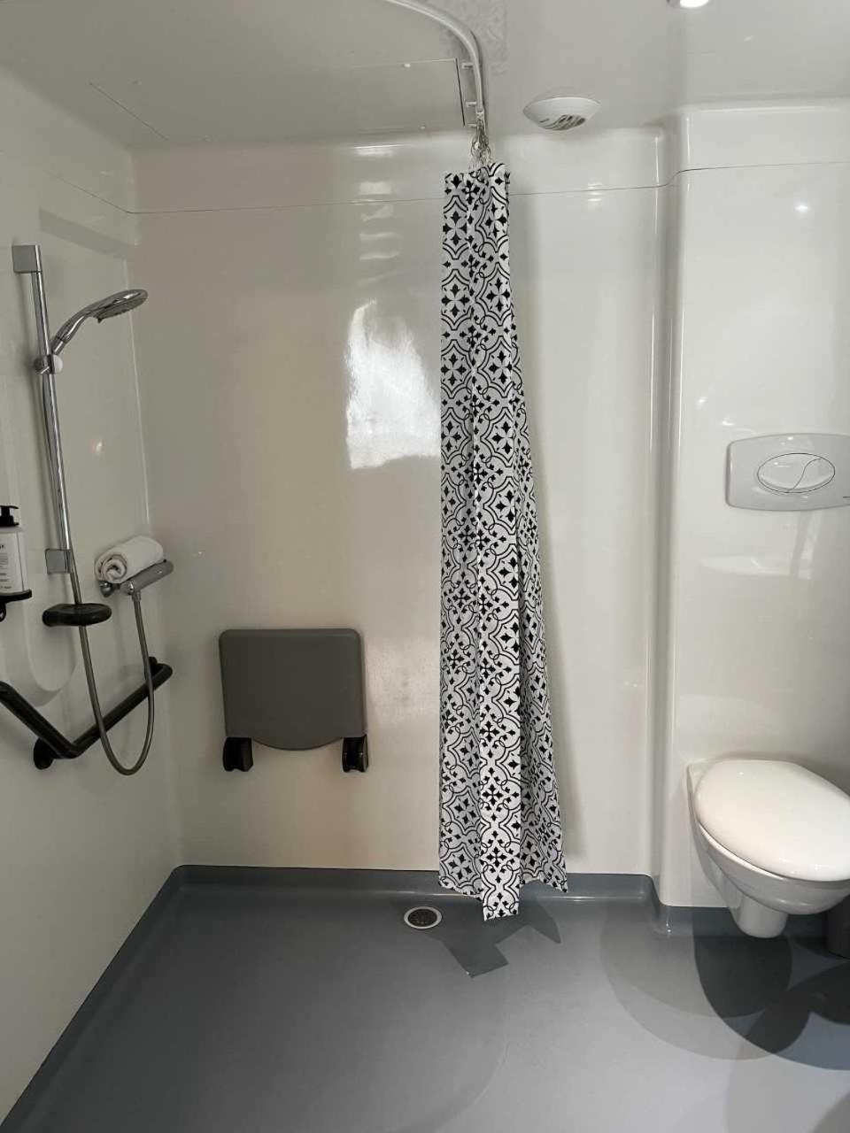 Comfort Twin Room - Accessible - Photo 3