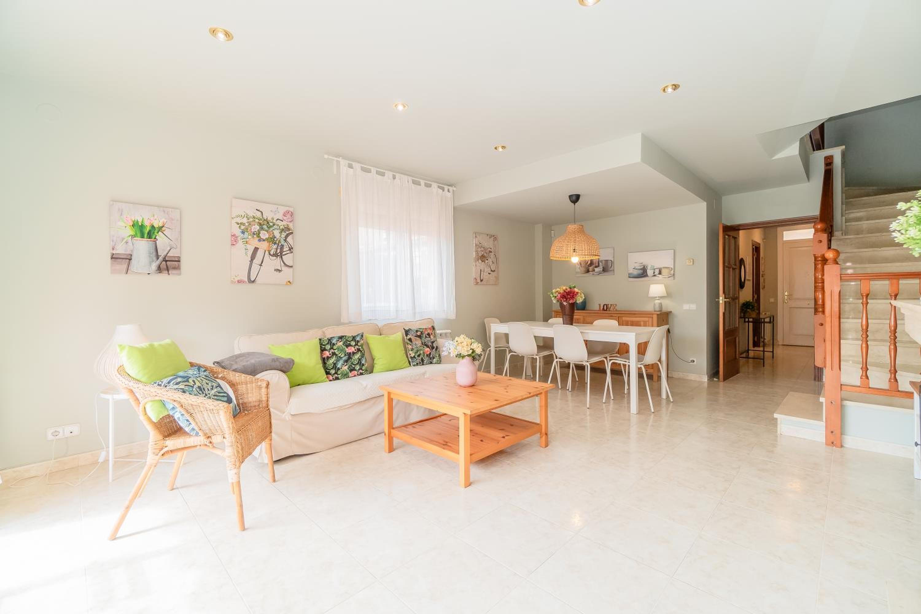 Casa de cuatro habitaciones