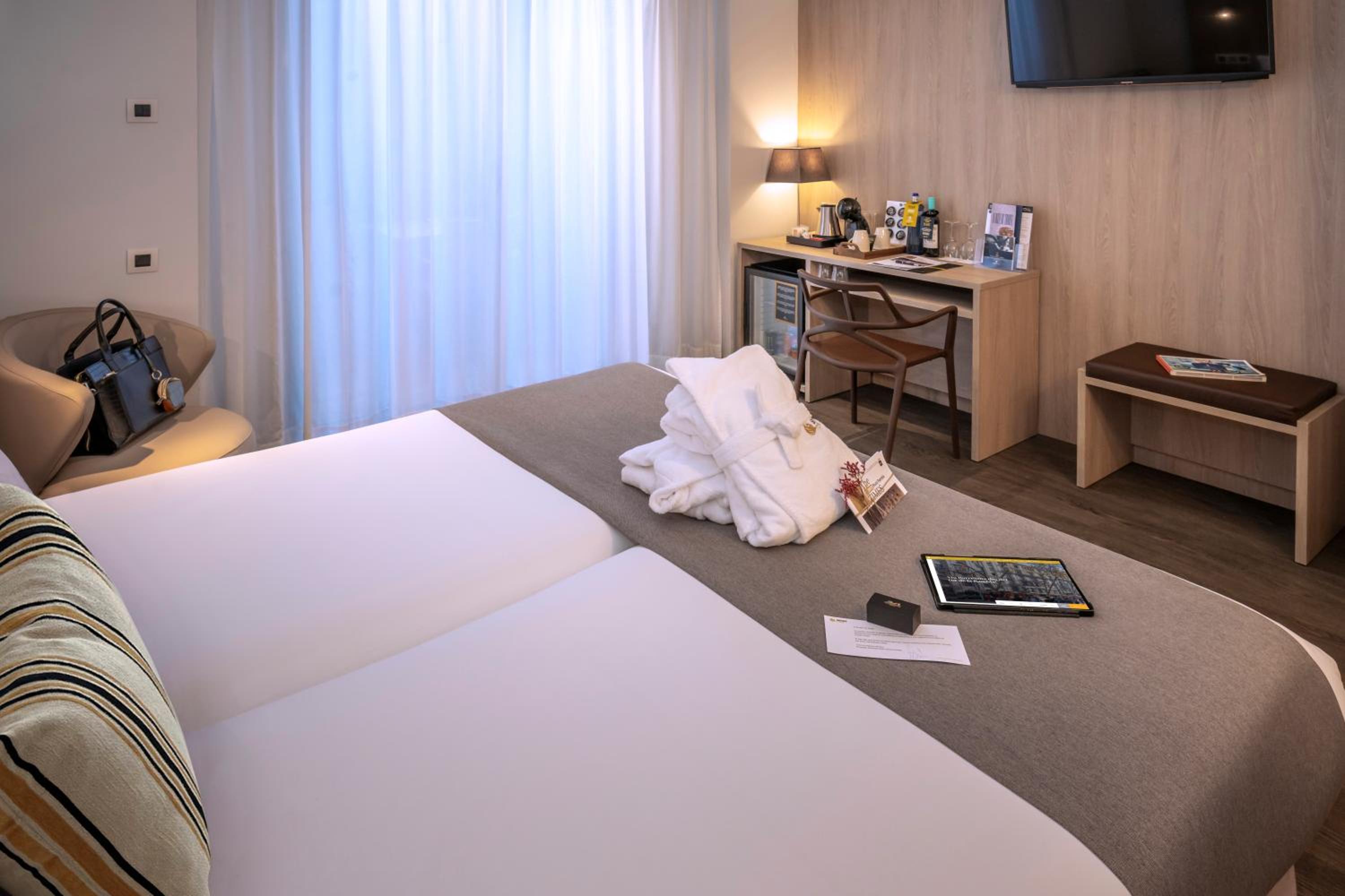 Hotel SERHS Rivoli Rambla - Photo 84