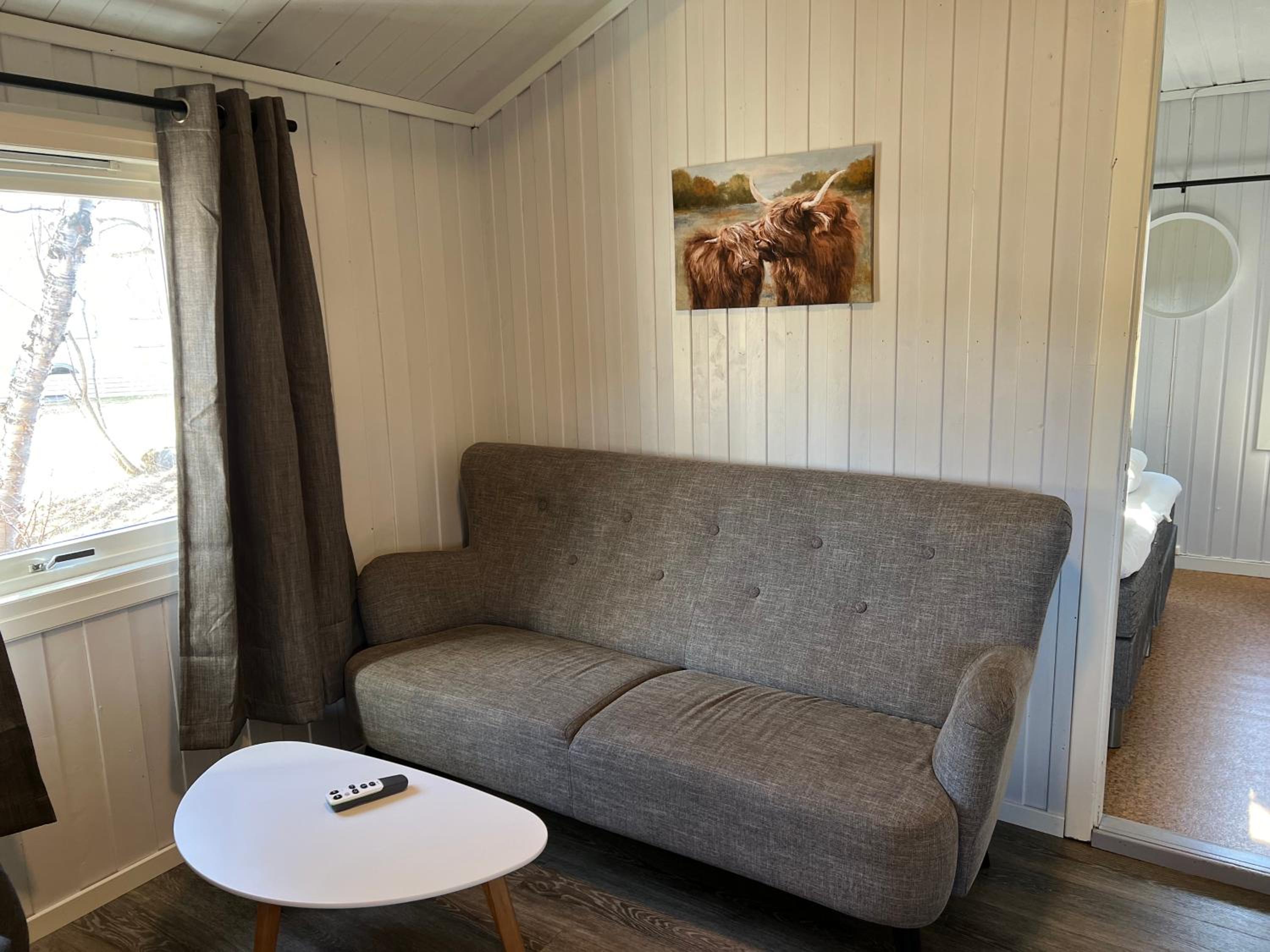 One-Bedroom Cottage - Photo 9