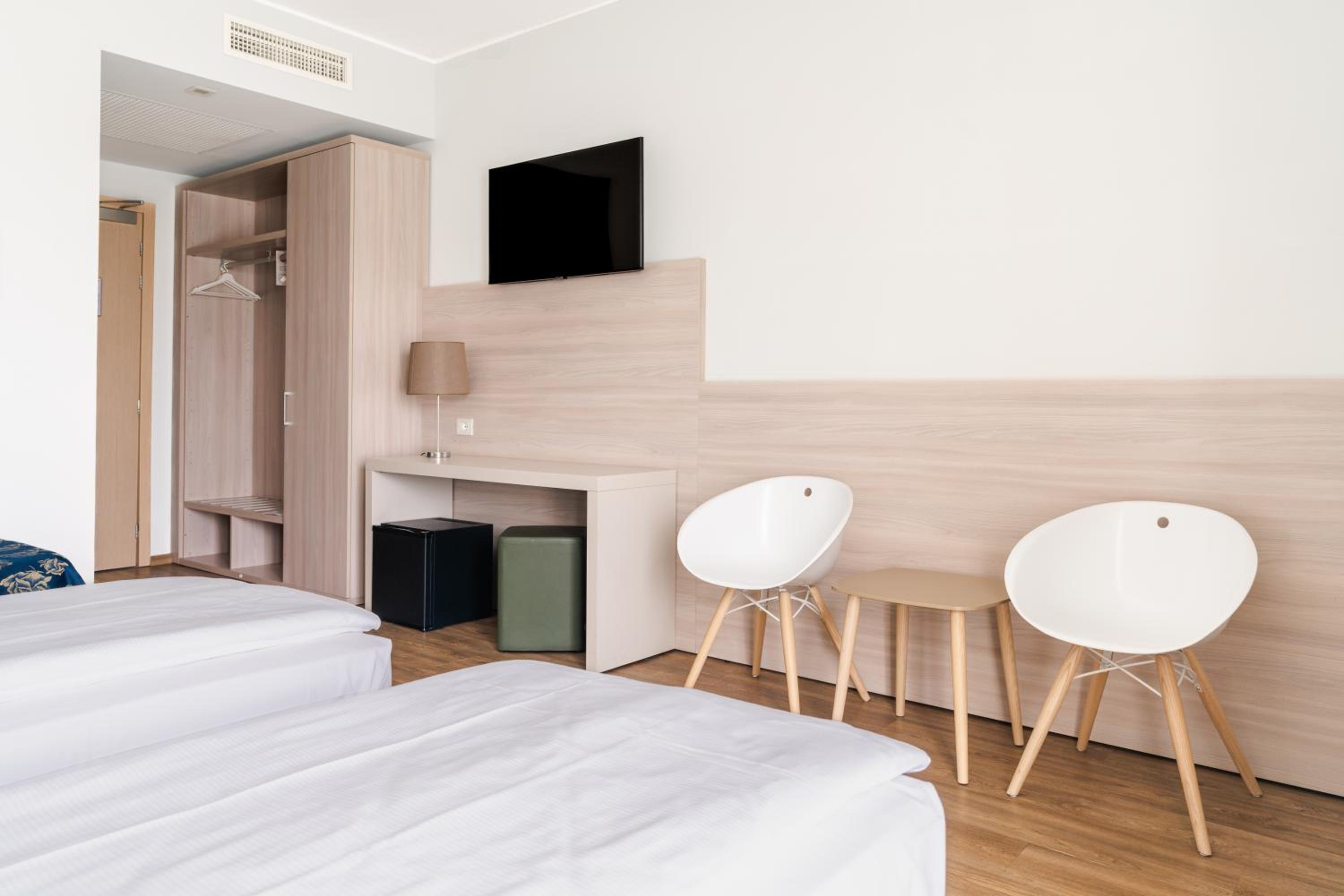 Superior Double Room - Photo 9
