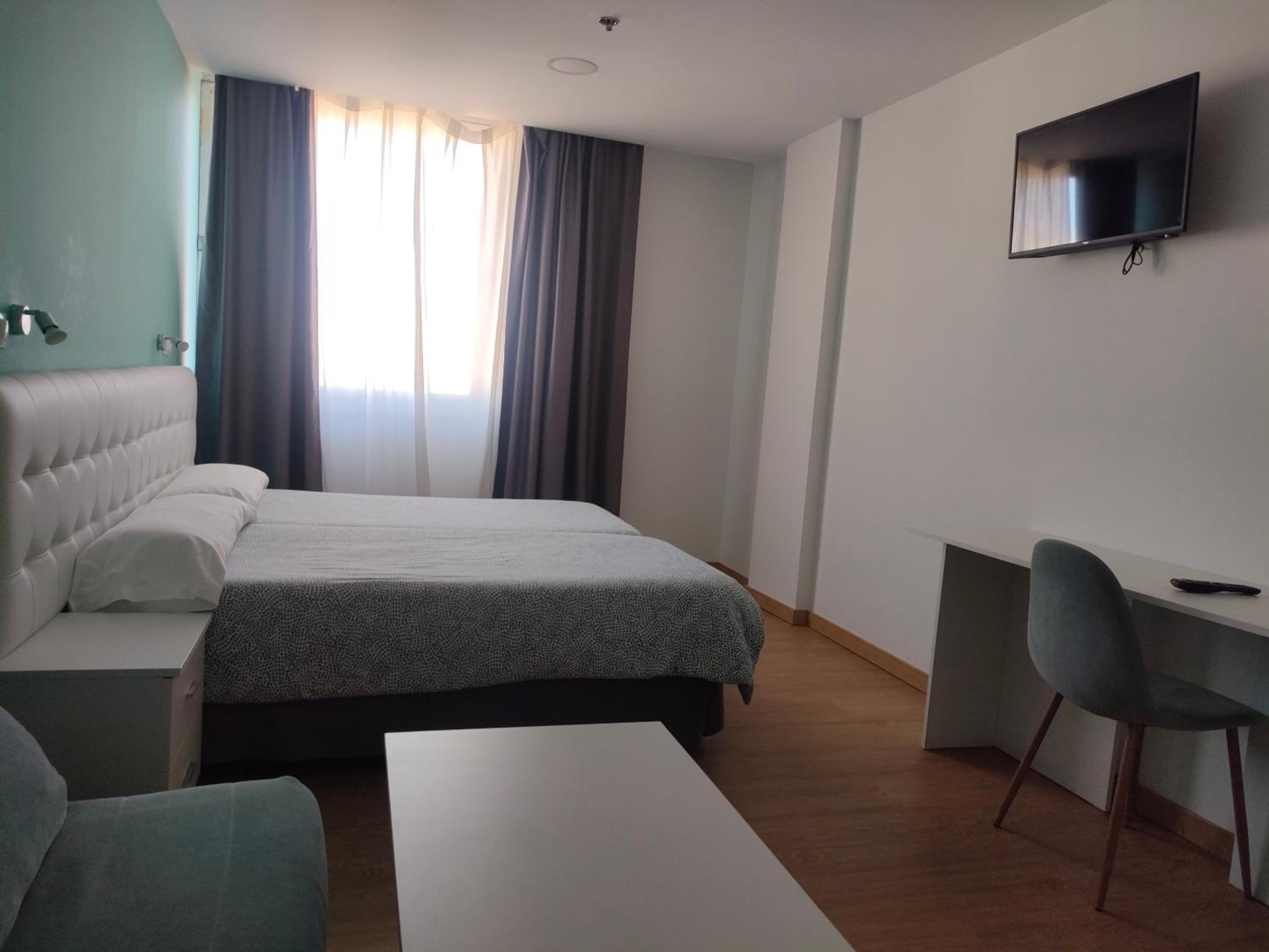 Superior Double Room - Photo 11