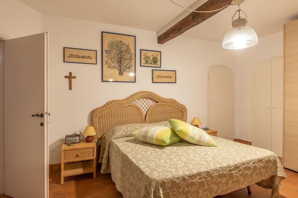 Villa photo 3