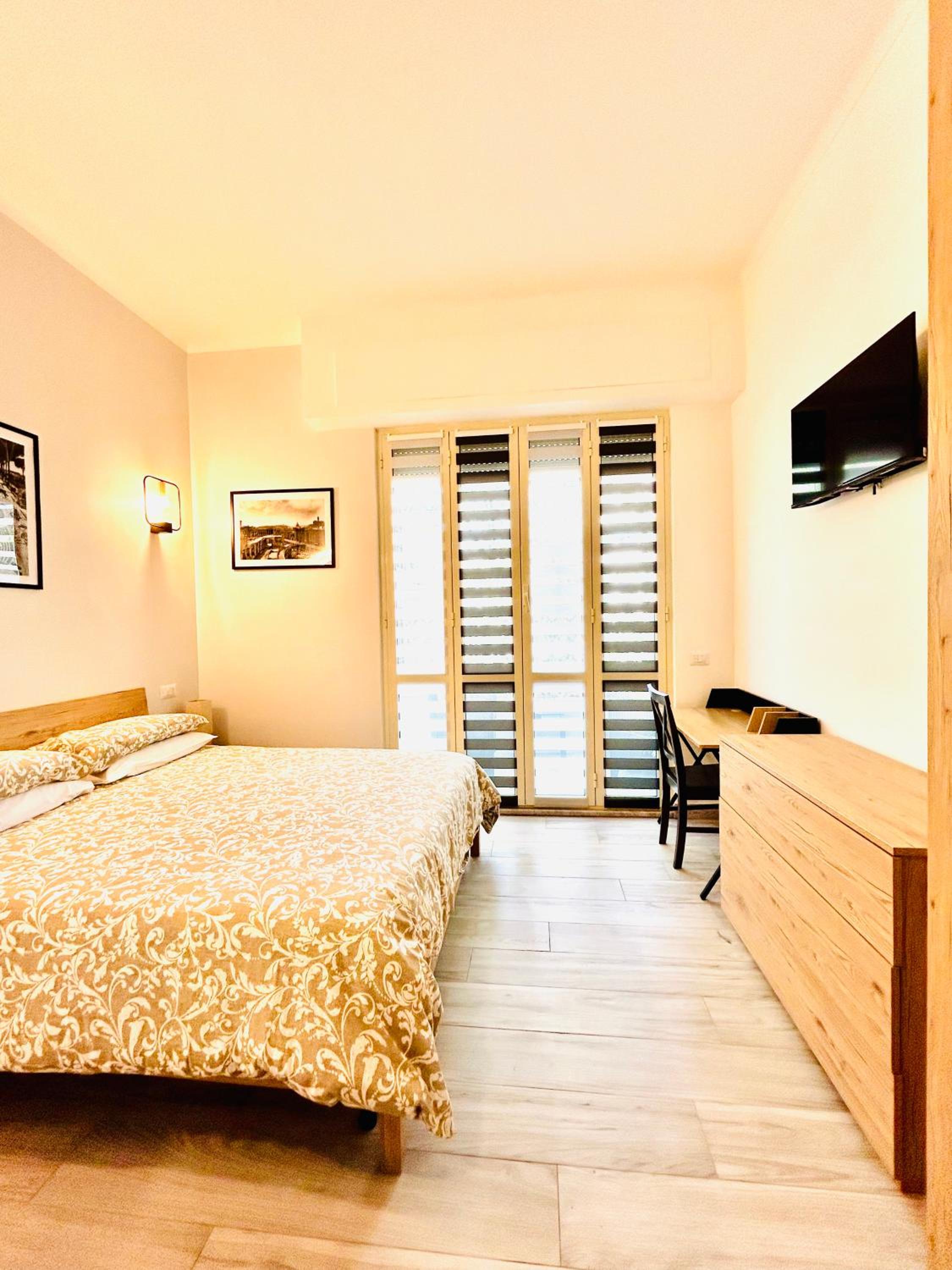 One-Bedroom House photo 1