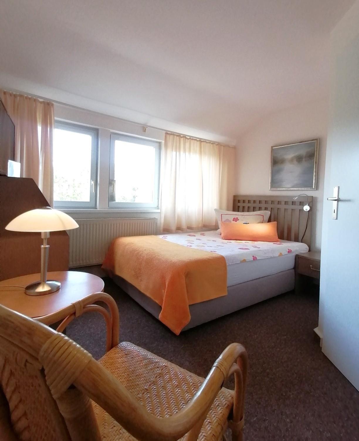 Single Room photo 2