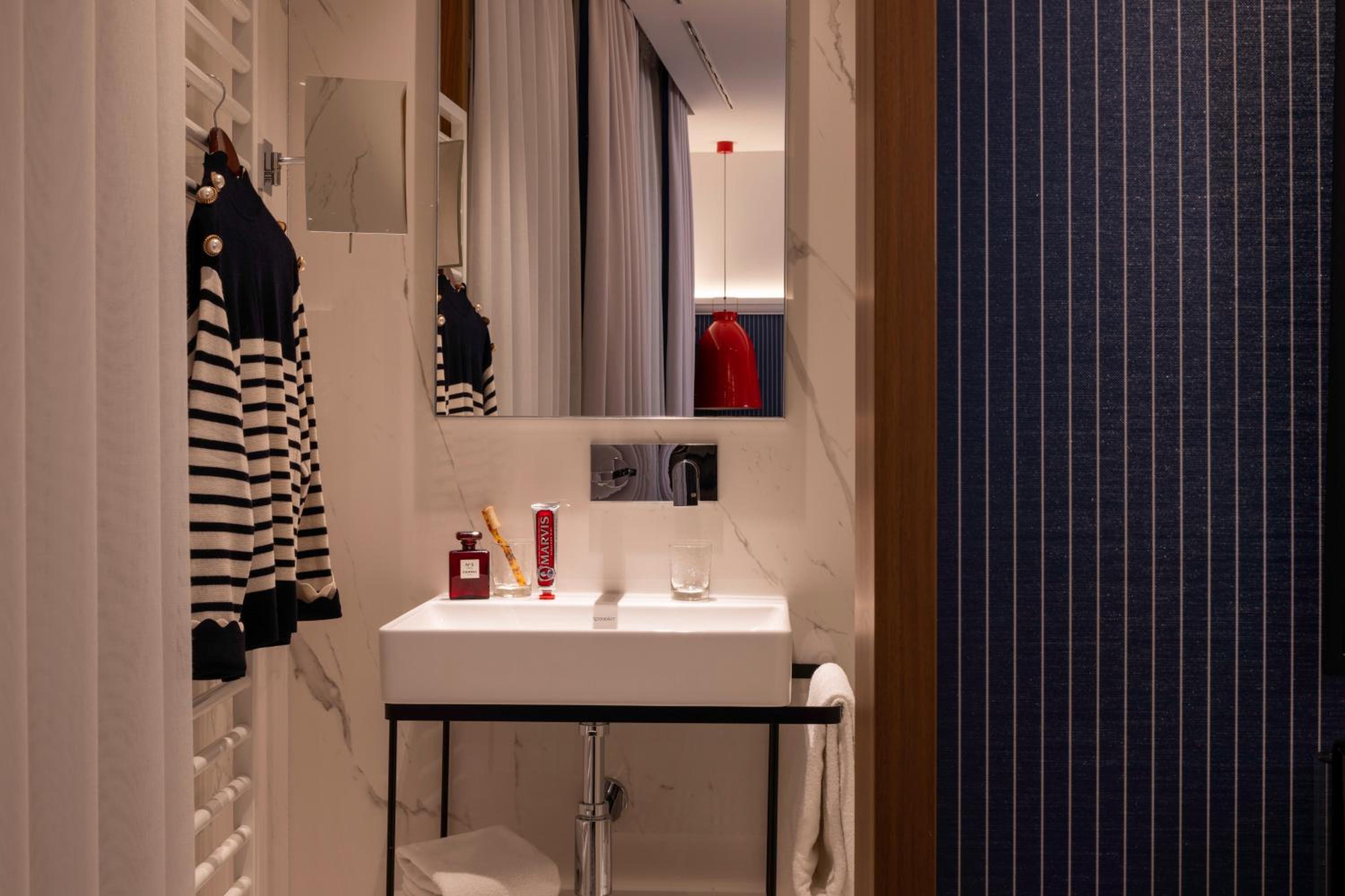 Luxe Double Room - Photo 8
