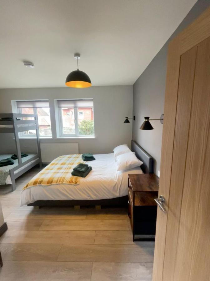 Twin Room - Photo 3