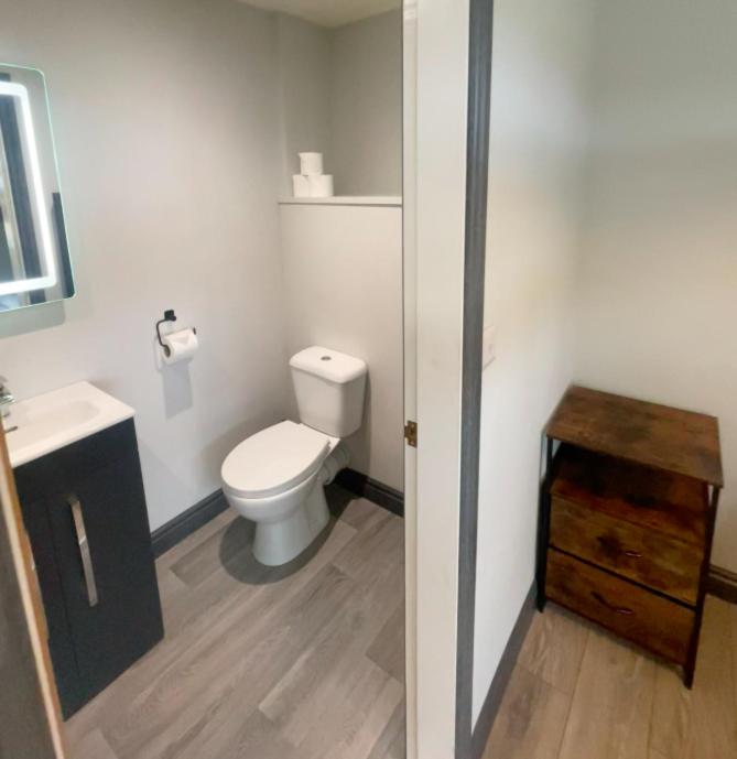 Twin Room - Photo 2