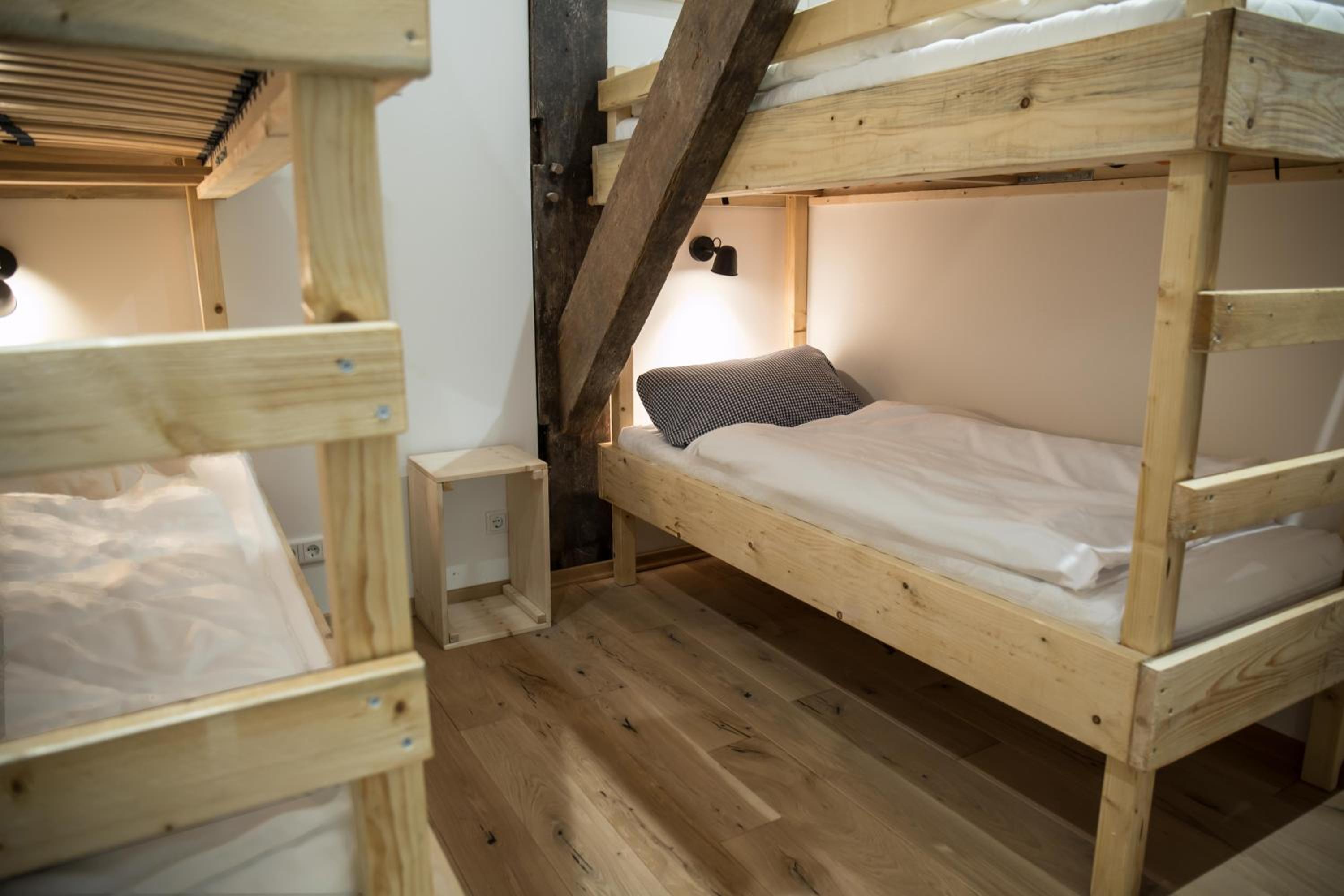 Bed in 4-Bed Dormitory Room photo 1