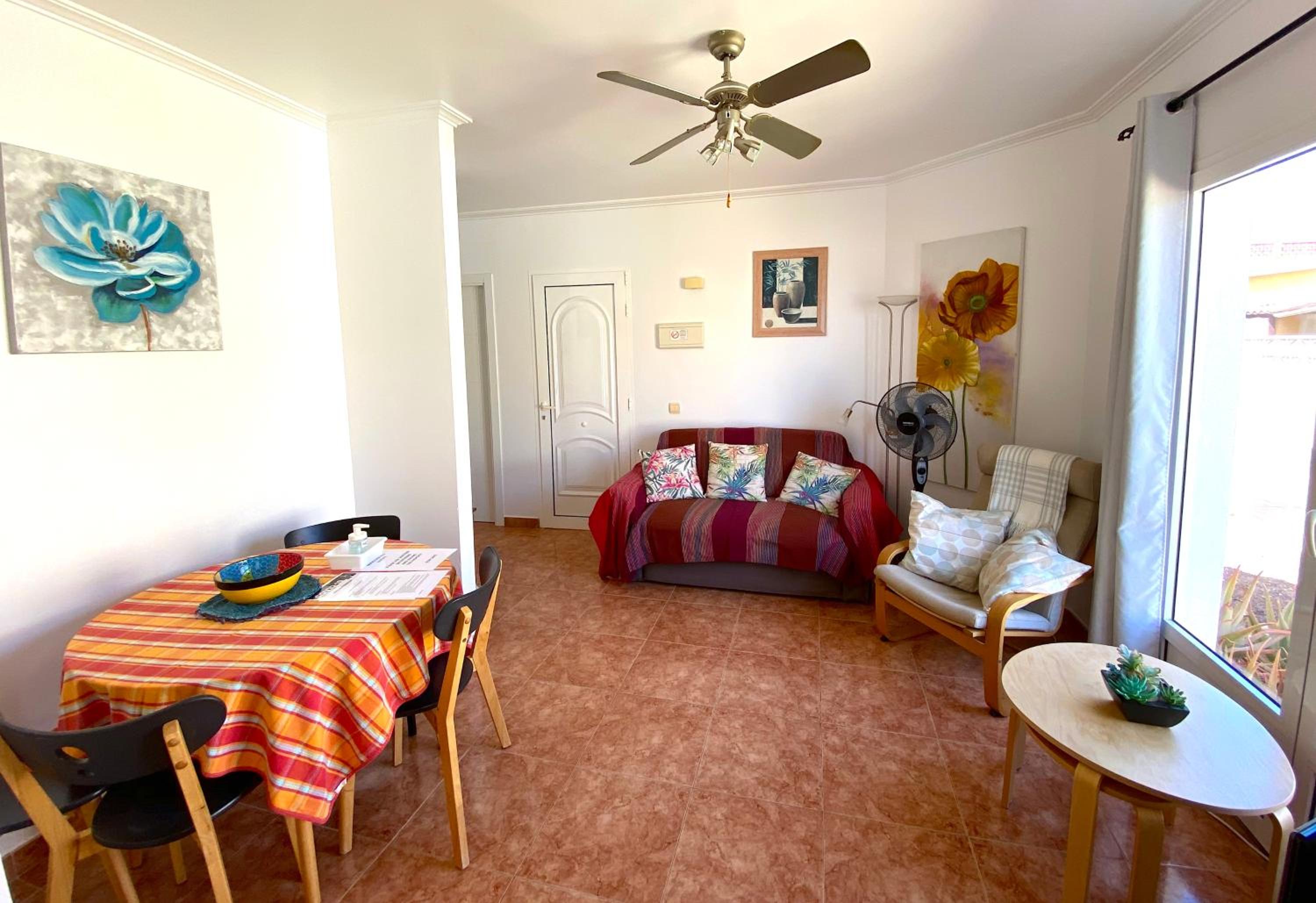 Two-Bedroom House photo 2