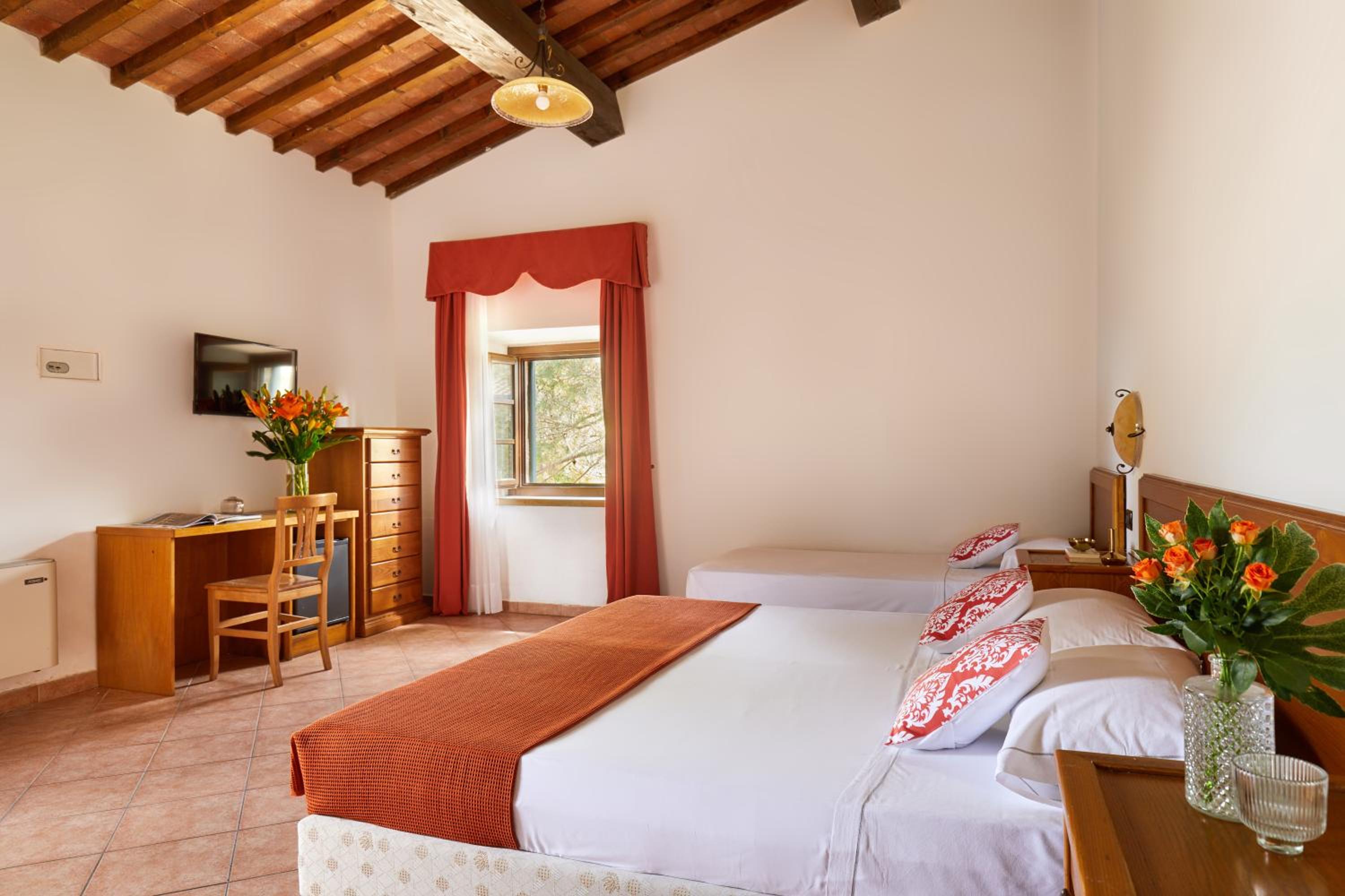 Triple Room - Photo 1
