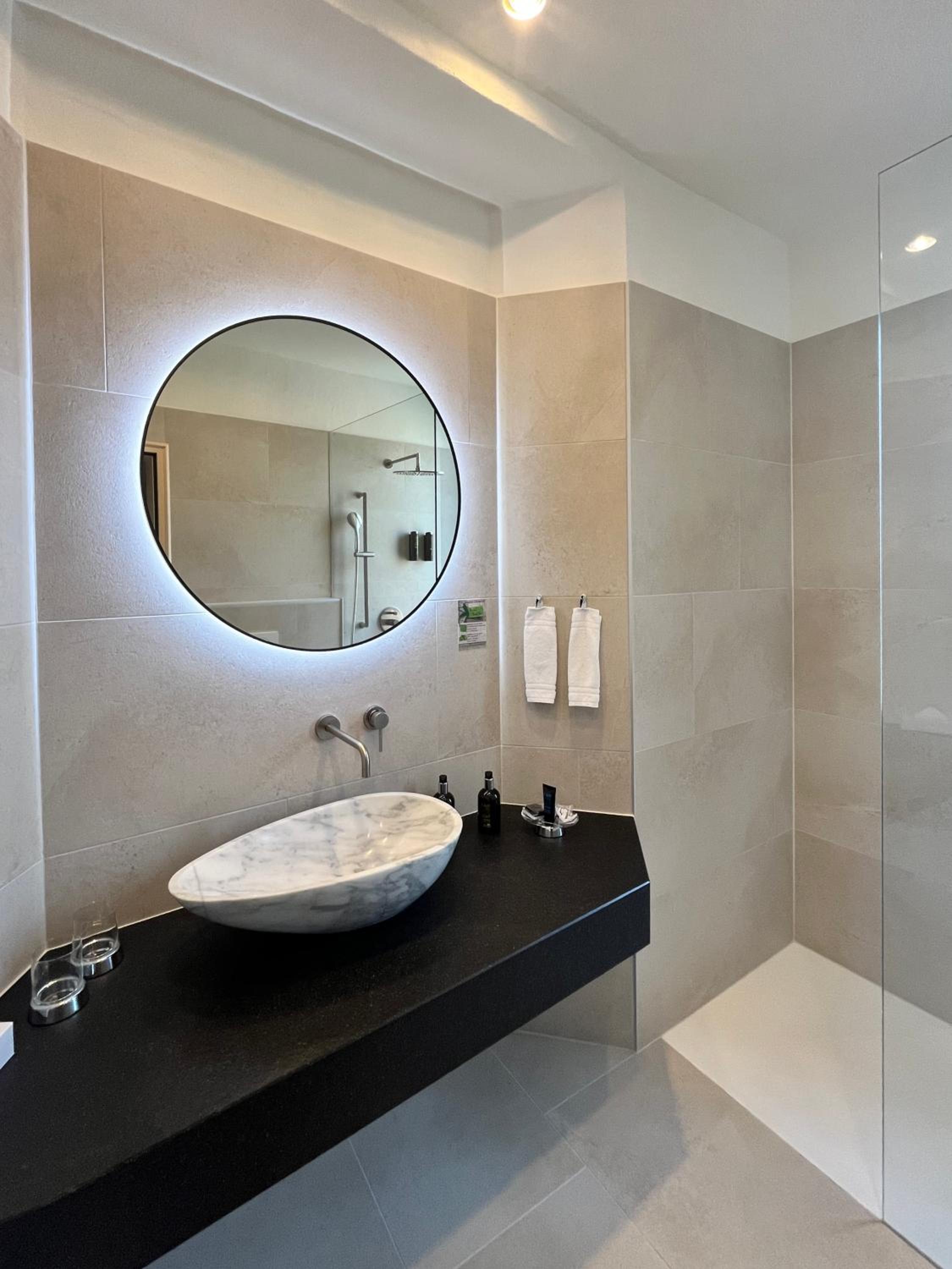 Superior Double Room - Photo 3