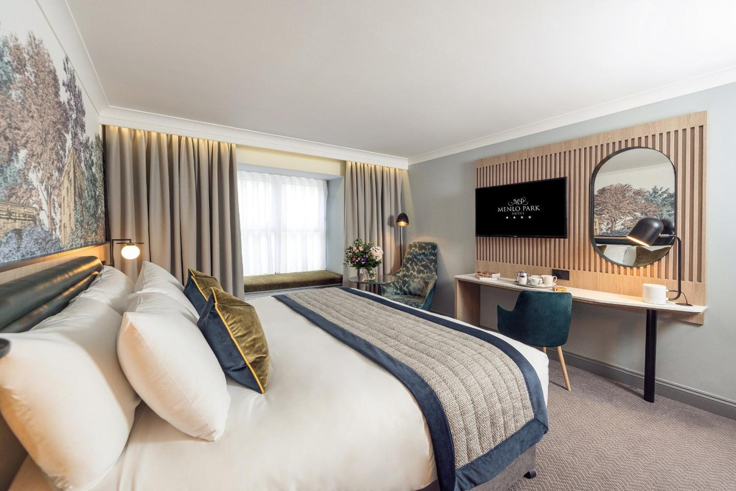 Signature King Room