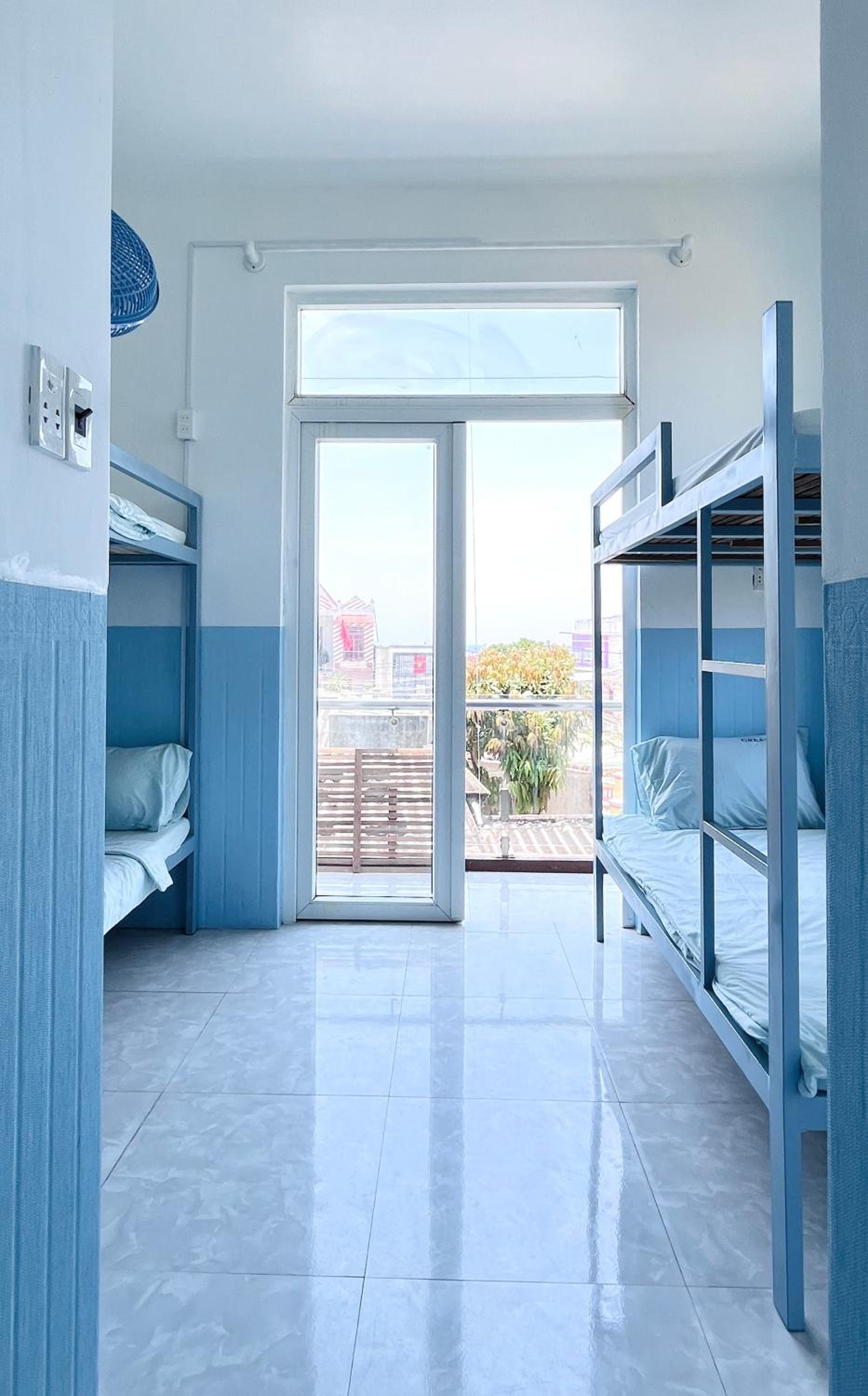 Quadruple Room With Private Bathroom photo 2