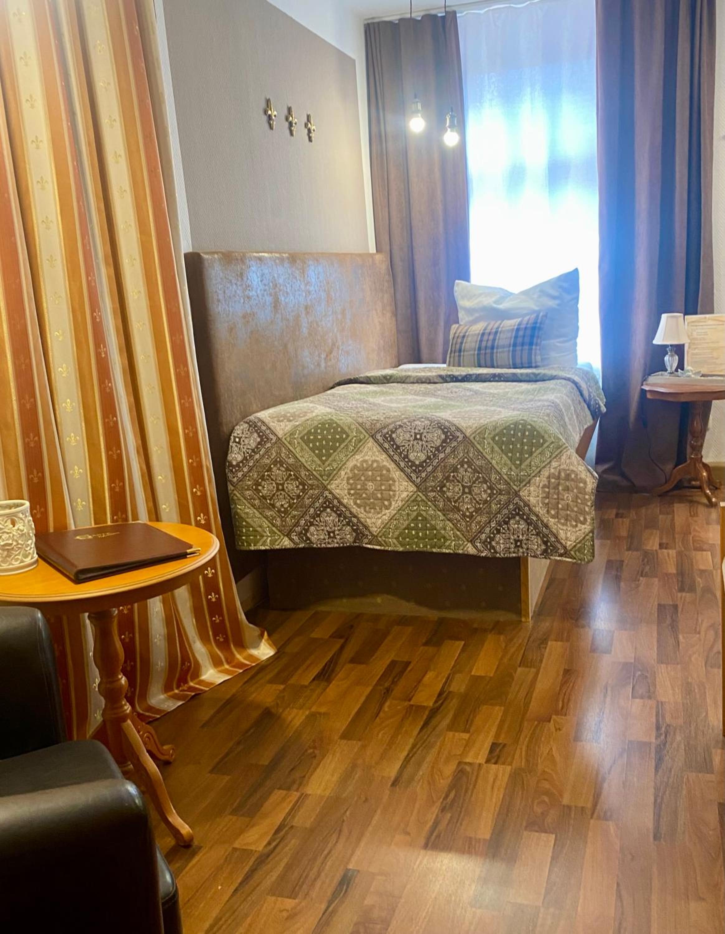 Single Room photo 1