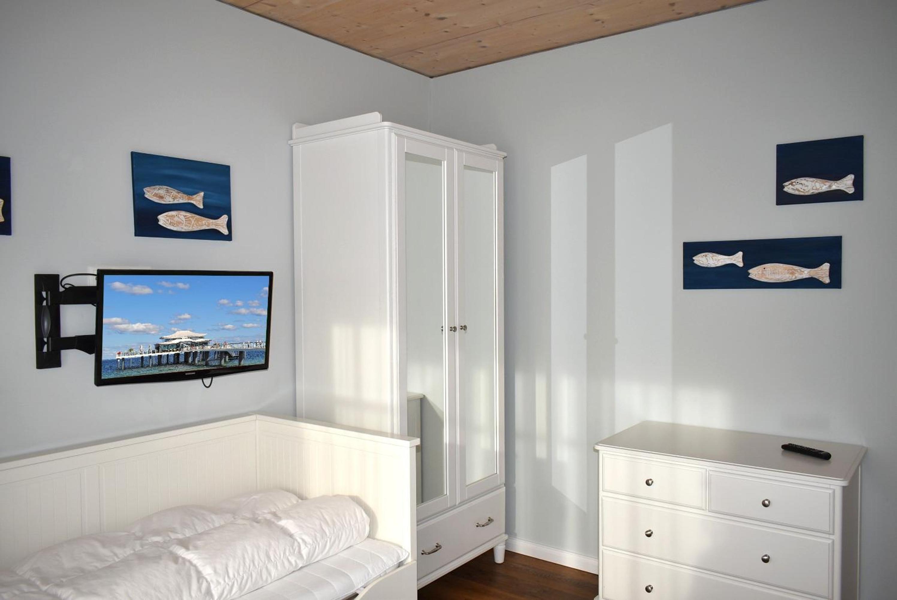 Two-Bedroom Apartment photo 2