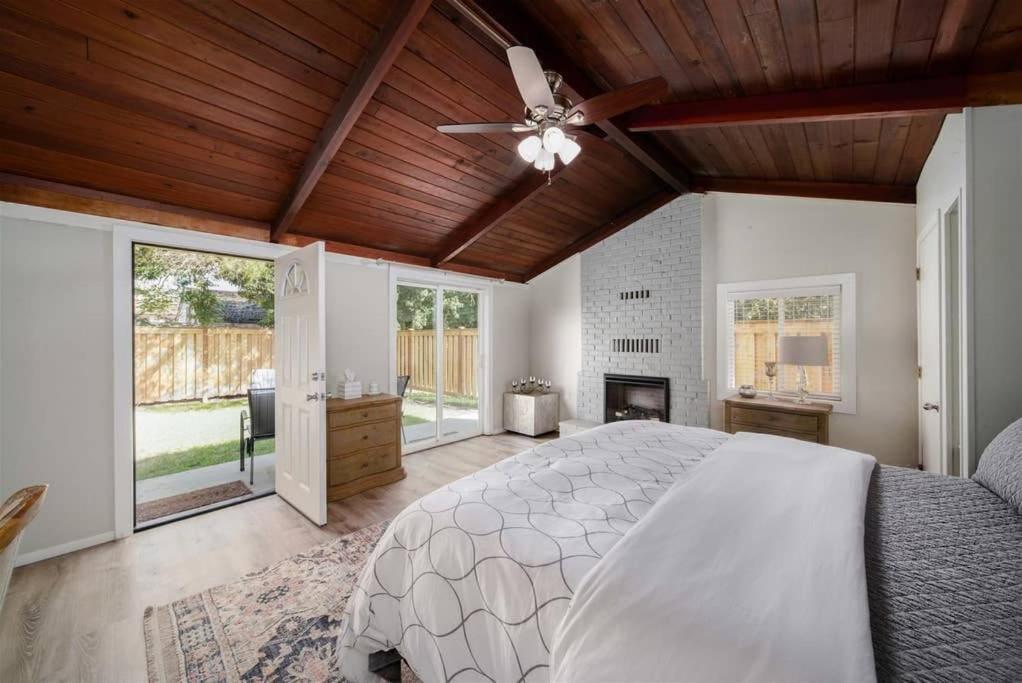 Bungalow photo 1
