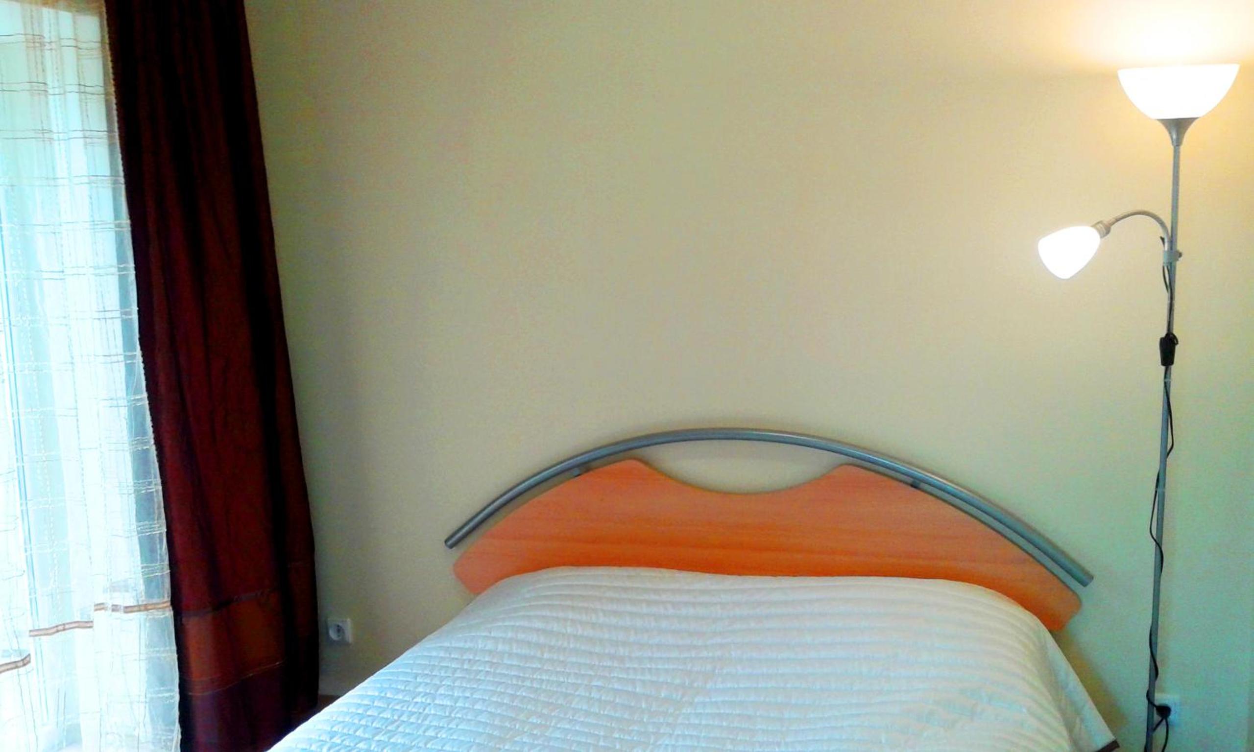 One-Bedroom Apartment - Photo 19