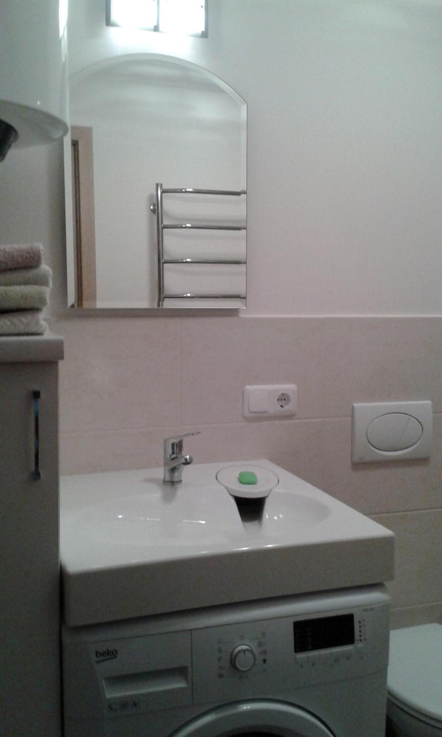 One-Bedroom Apartment - Photo 15