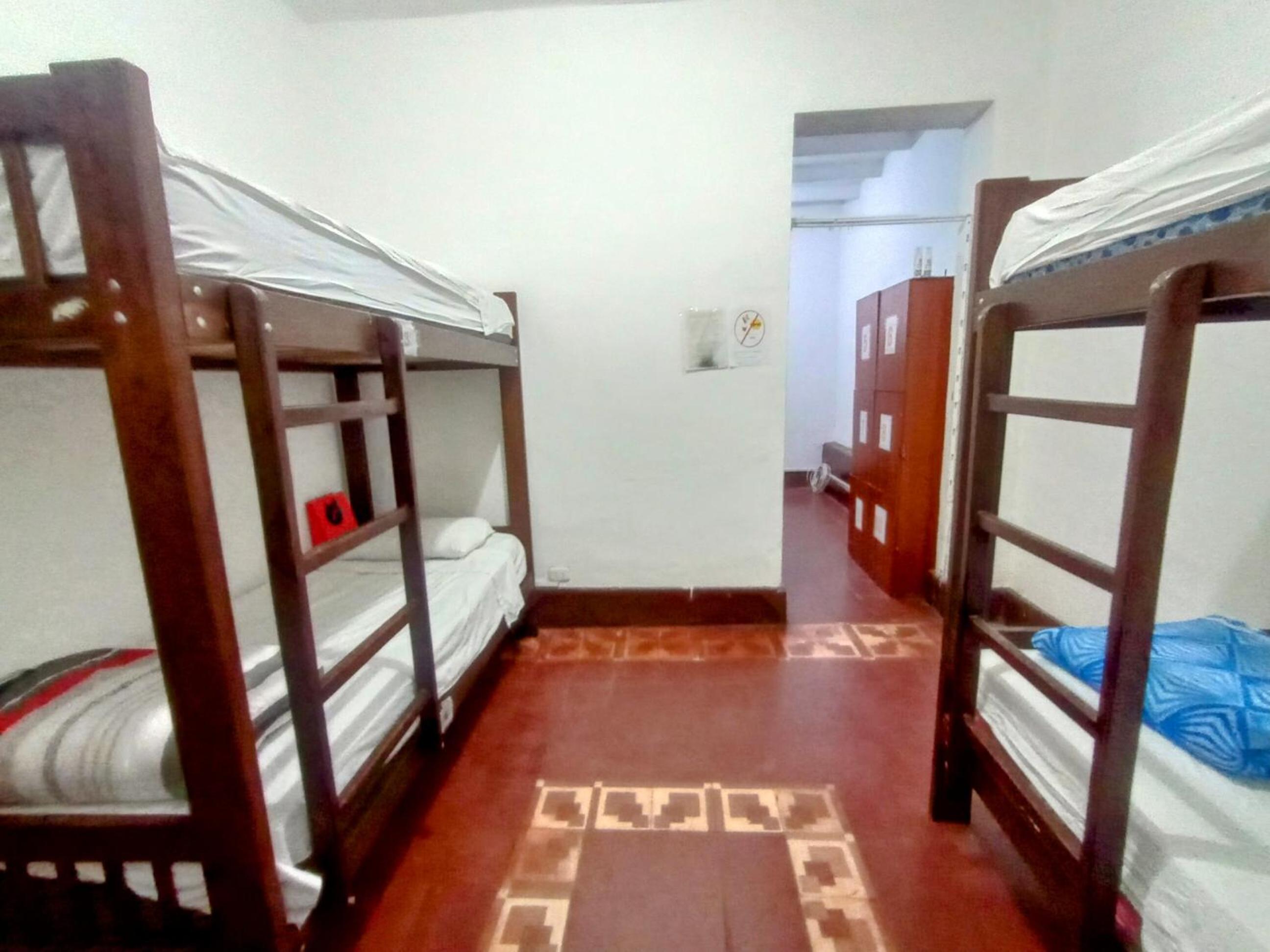 Bed in 8-Bed Mixed Dormitory Room photo 3