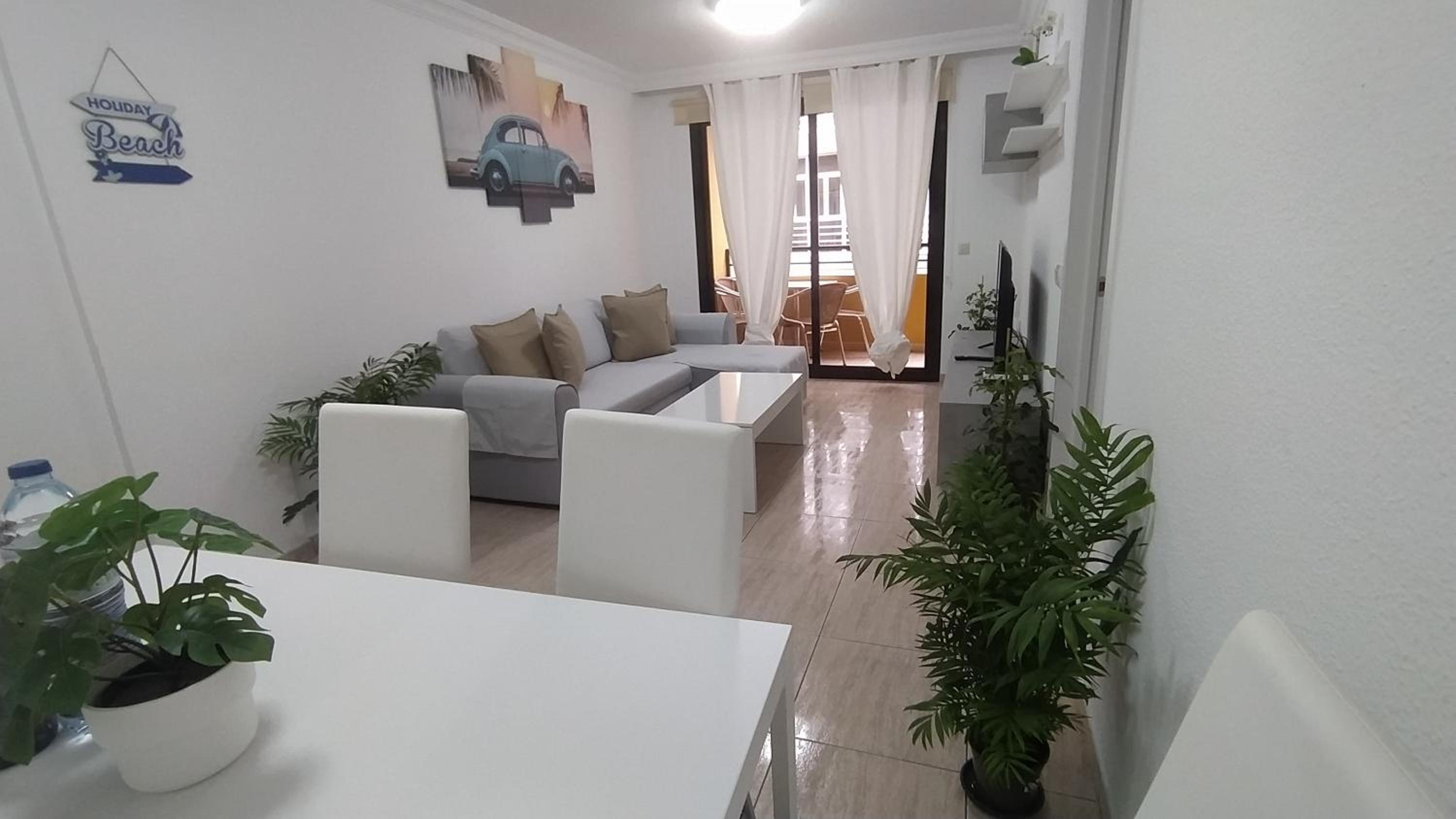 Apartamento con Balcón