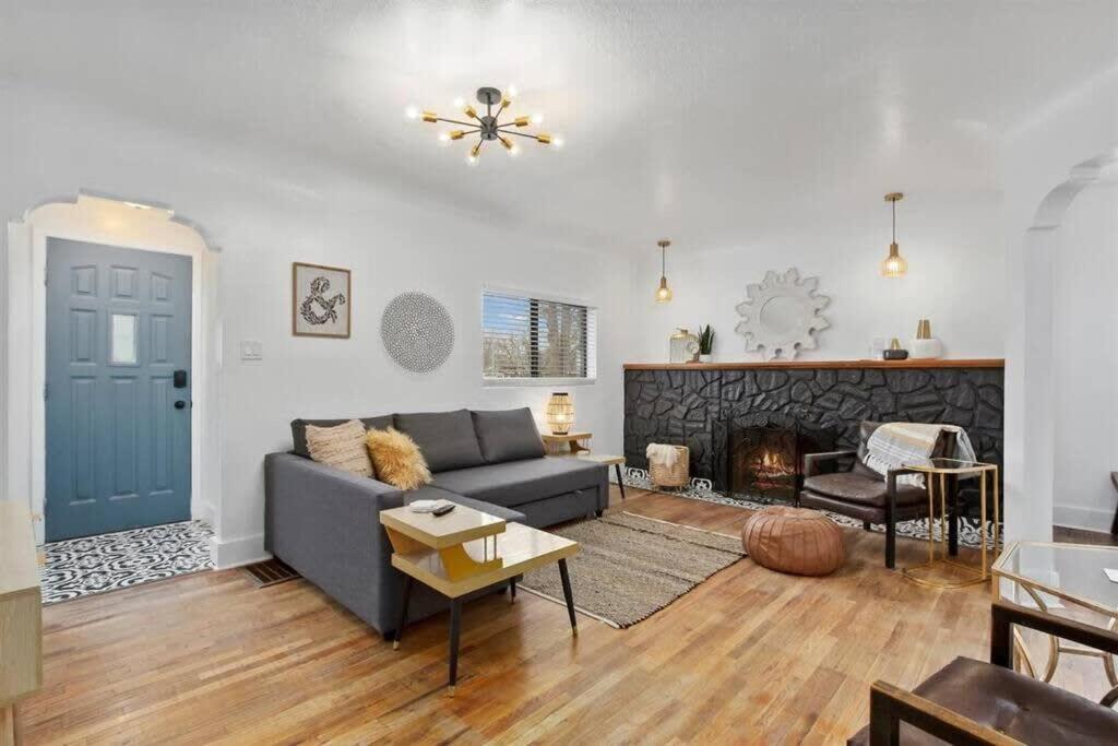 Apartment photo 1