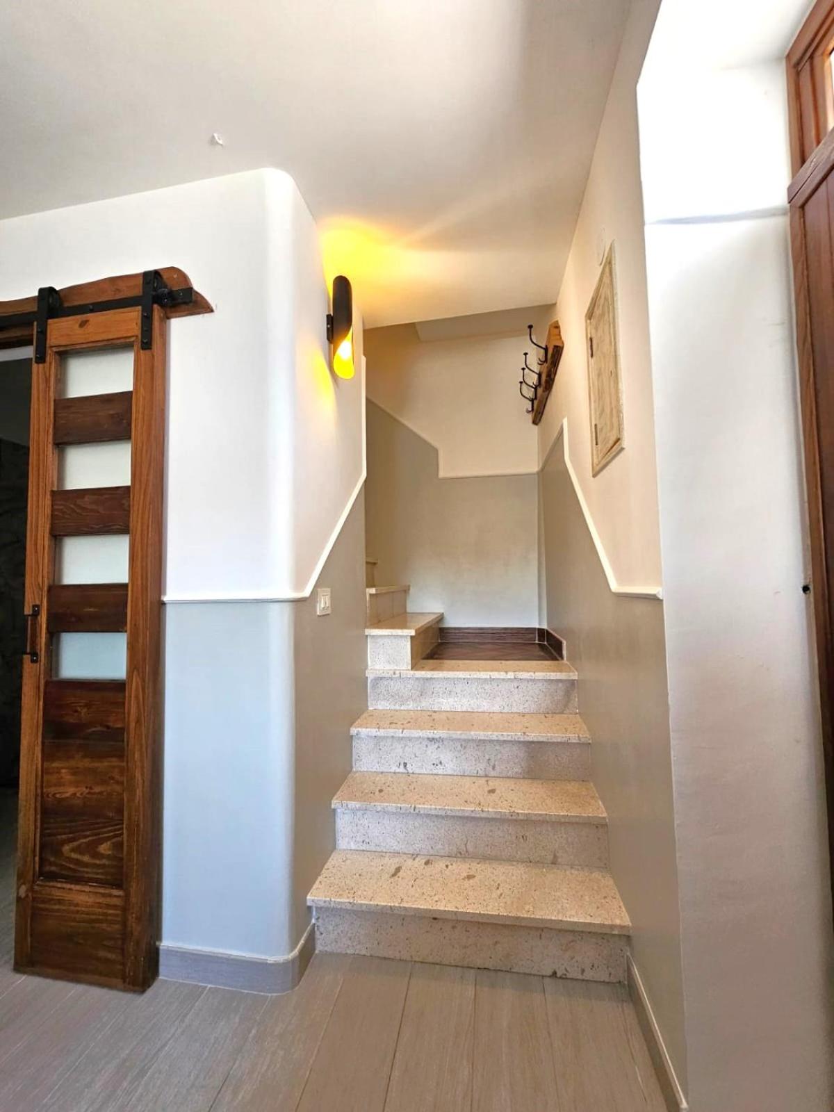 One-Bedroom House photo 3