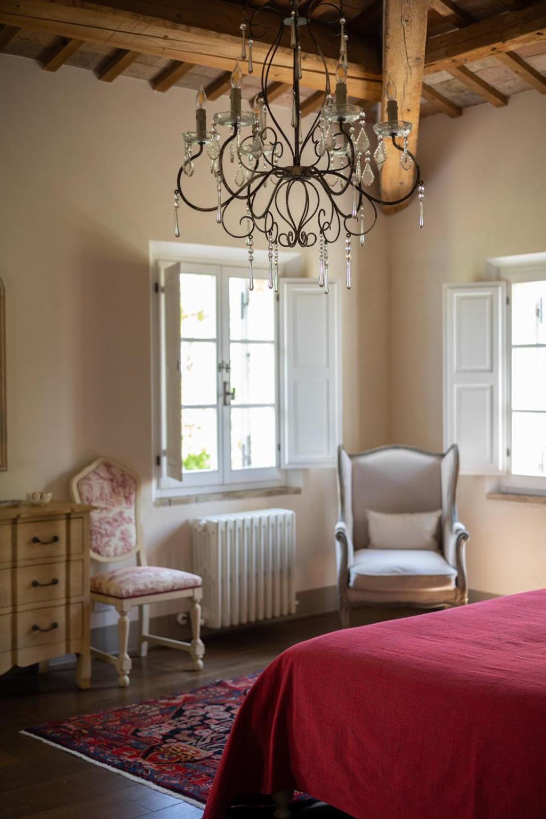 Deluxe King Room photo 2