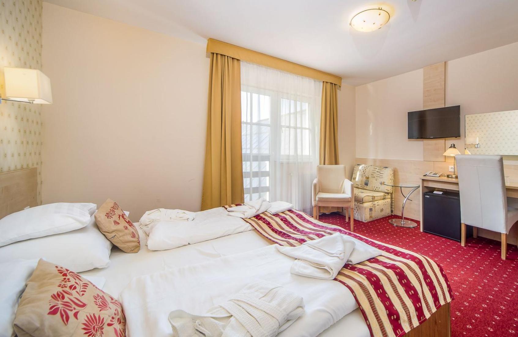 Superior King or Twin Room - Photo 5
