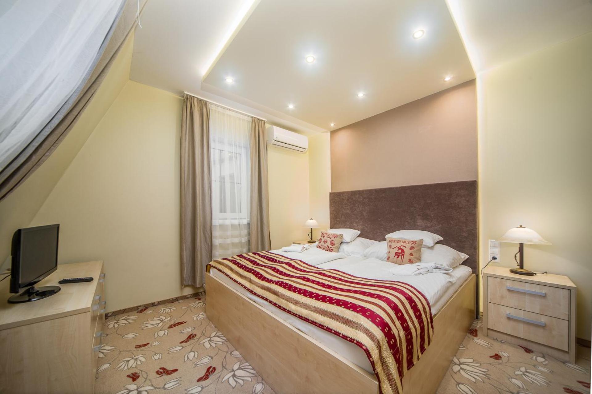 Standard Double Room - Photo 3