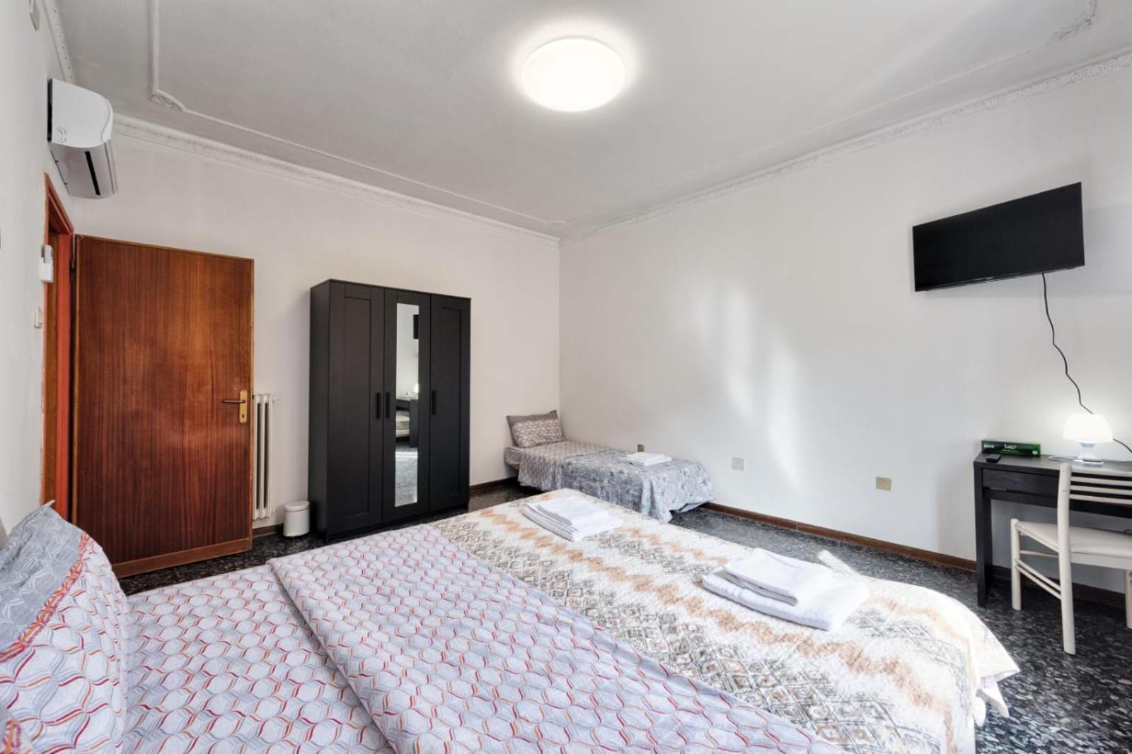Comfort Triple Room photo 2