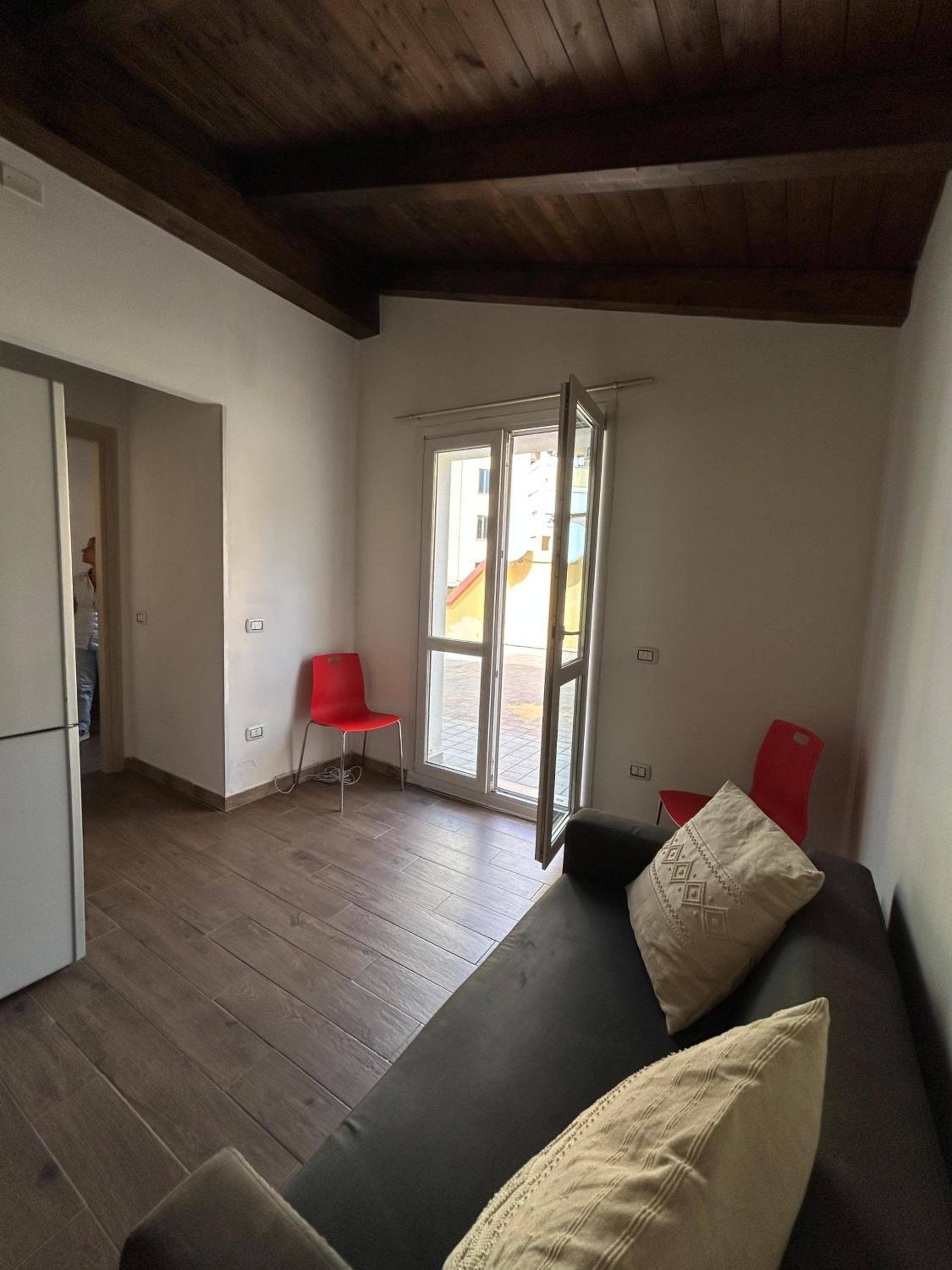 One-Bedroom Apartment with Terrace