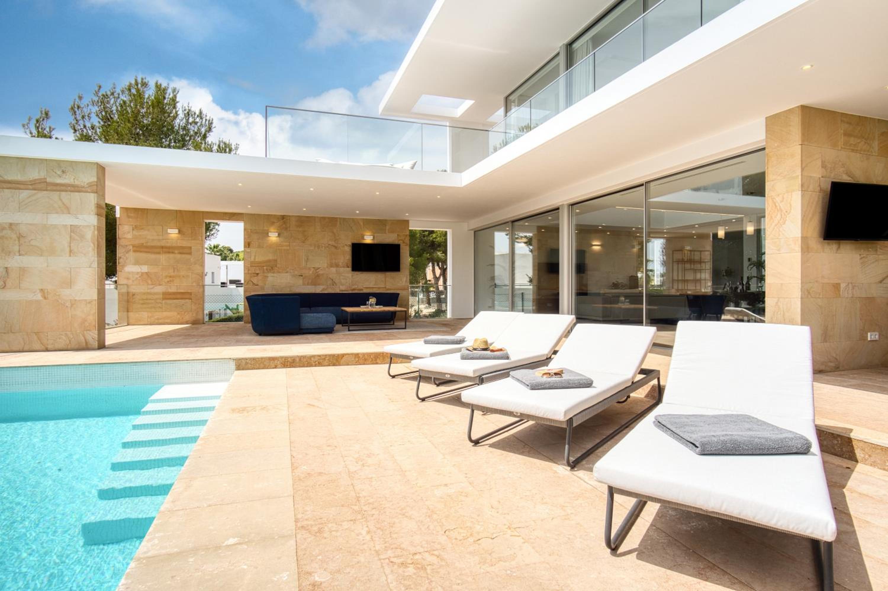 Villa with Garden View photo 3